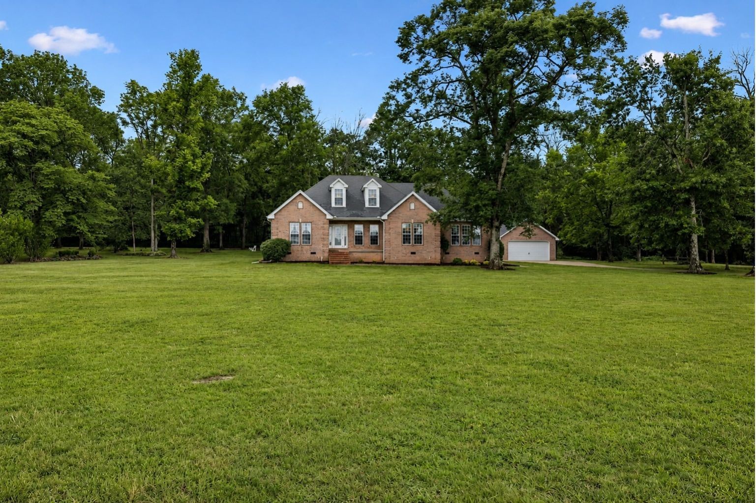 698 Goshen Rd, Lebanon, TN 37087