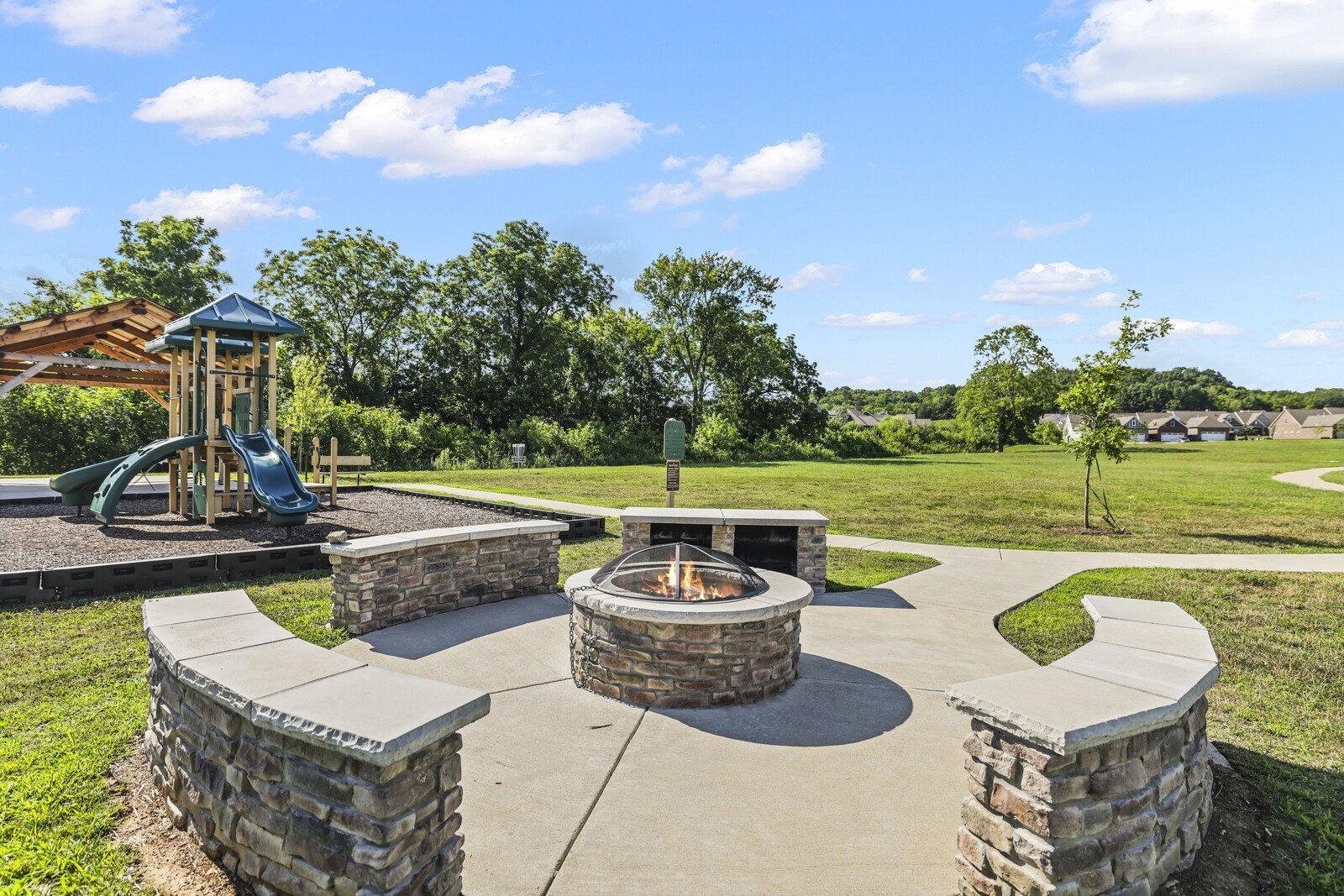 443 Black Walnut Dr, Gallatin, TN 37066