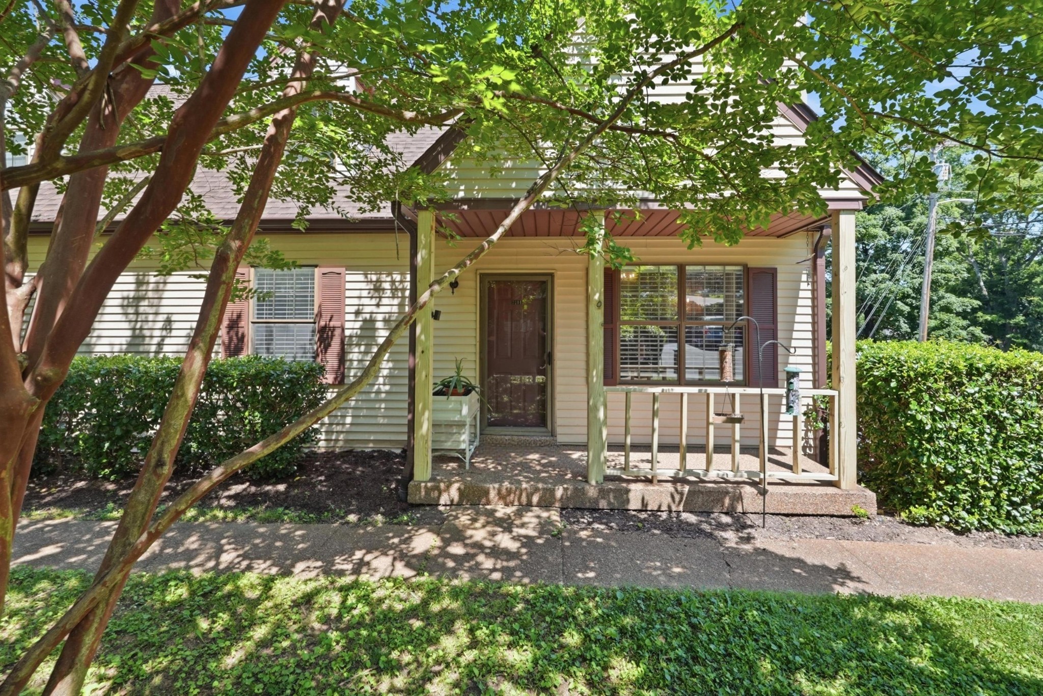 3201 E Lake Dr, Nashville, TN 37214
