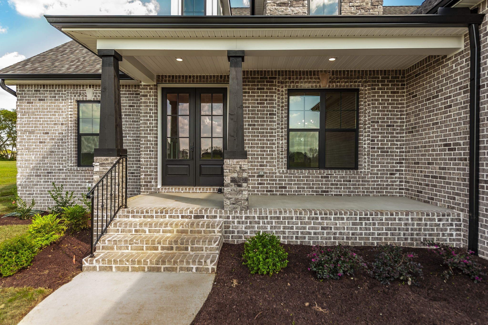 1060 Mill Brook Way, Gallatin, TN 37066