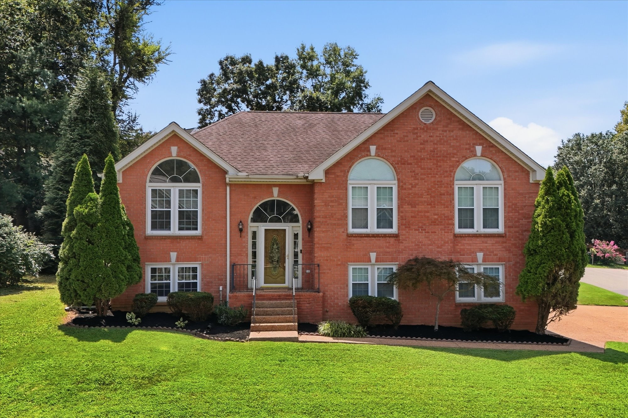 4001 Windwood Ln, Nashville, TN 37214