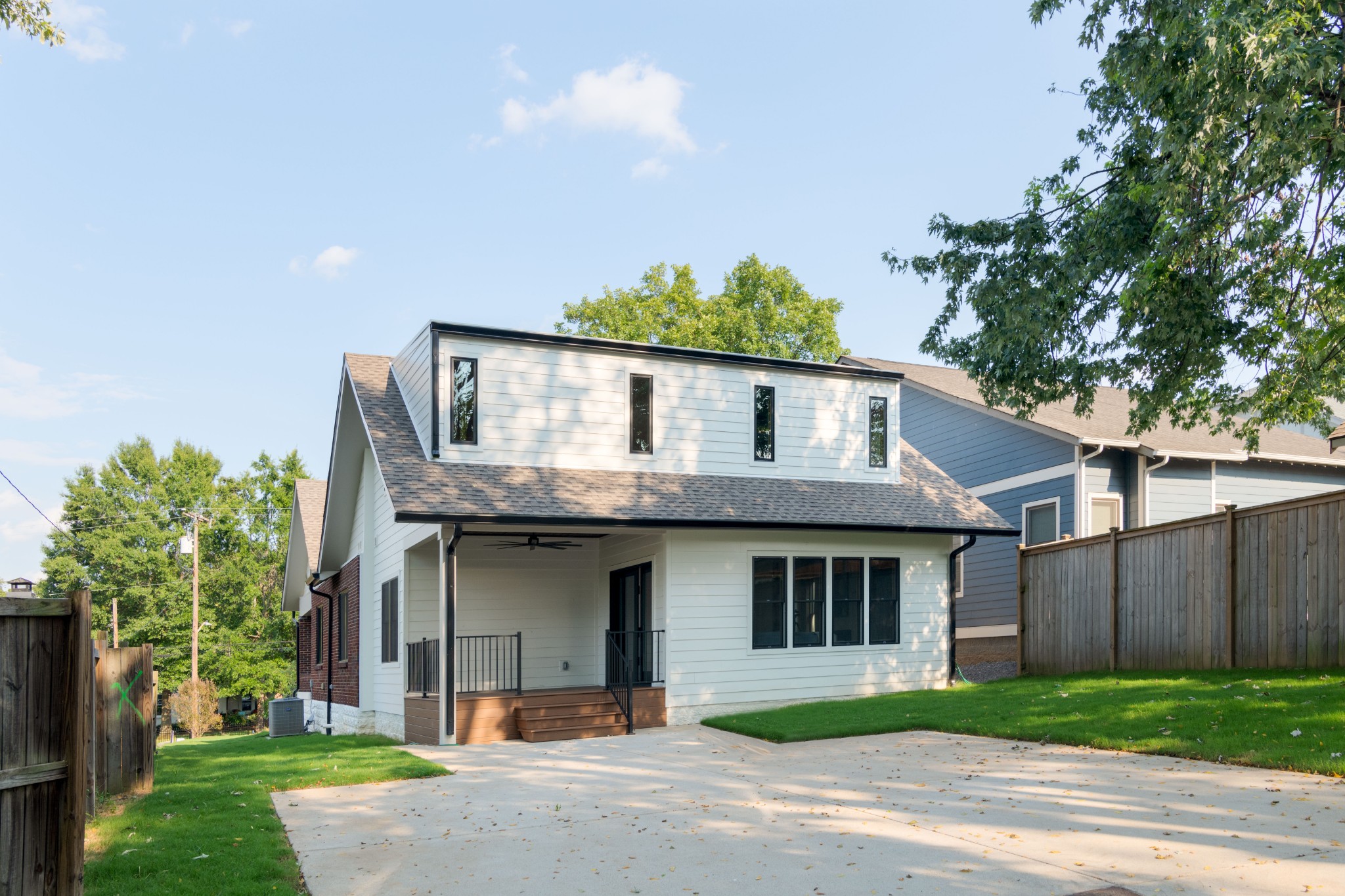 904 N 16th St, Nashville, TN 37206