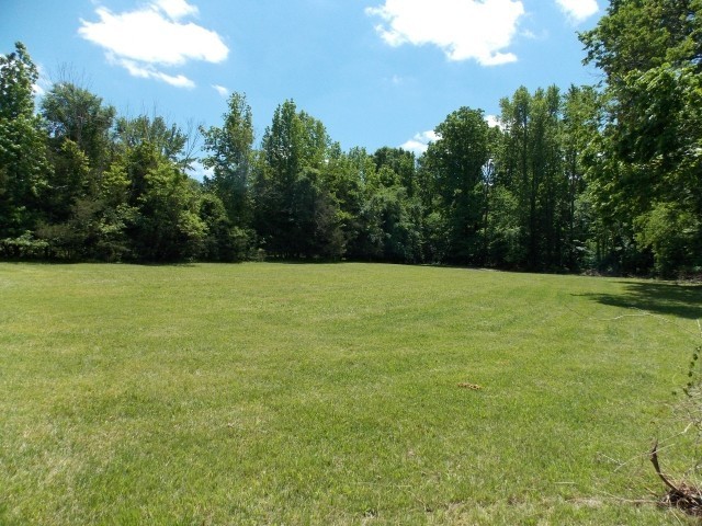 12698 Versailles Rd, Rockvale, TN 37153