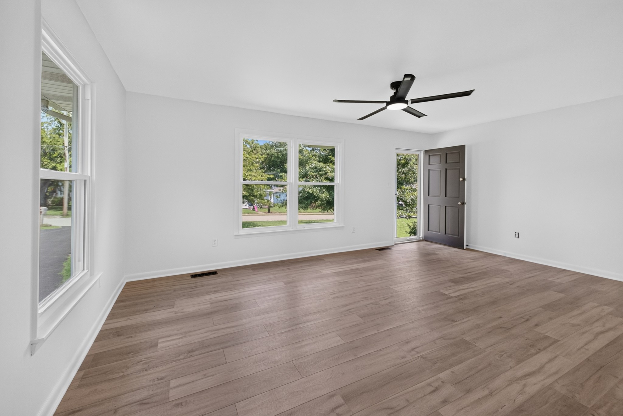 517 Wall St, Mount Pleasant, TN 38474