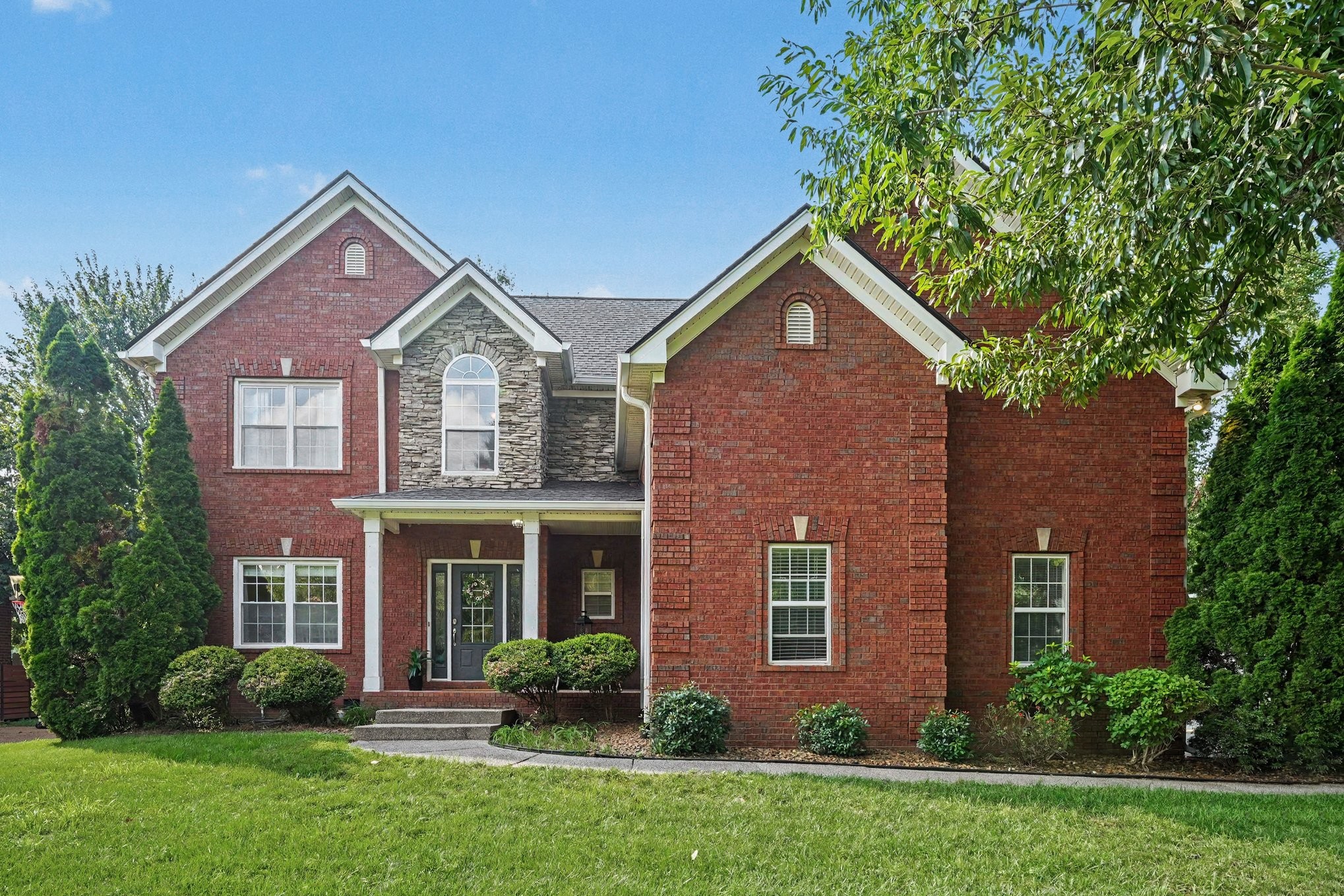 1185 Mccoury Ln, Spring Hill, TN 37174