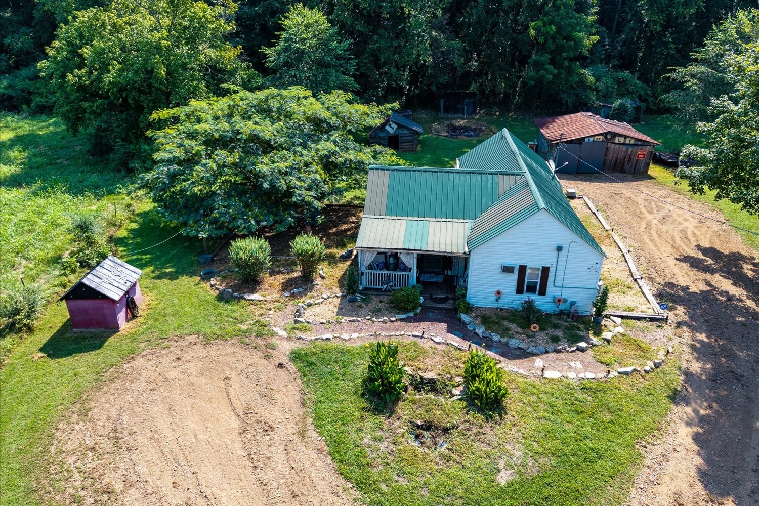 5360 Pond Creek Rd, Pegram, TN 37143