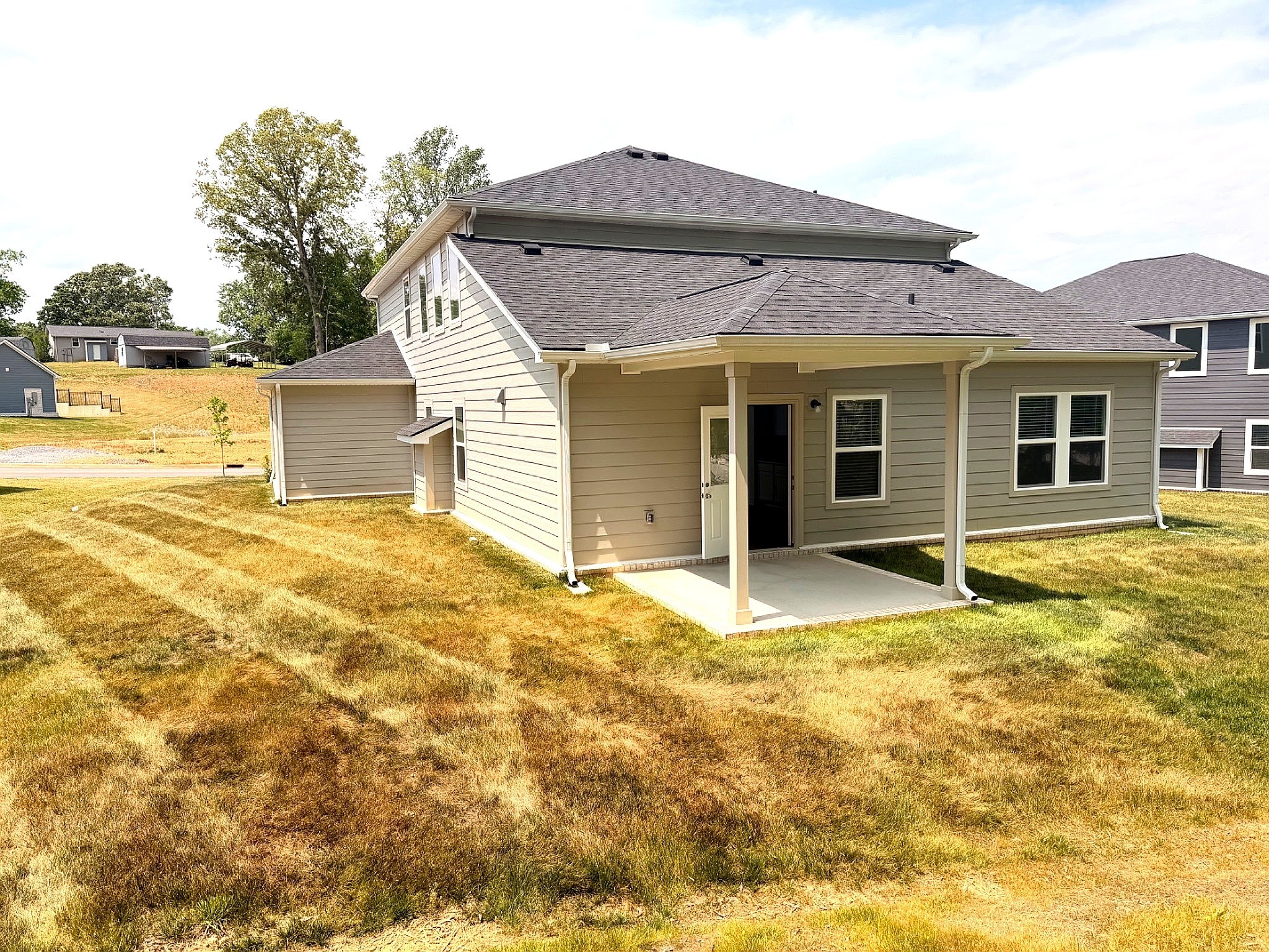 5 Fairlawn Dr, Fairview, TN 37062