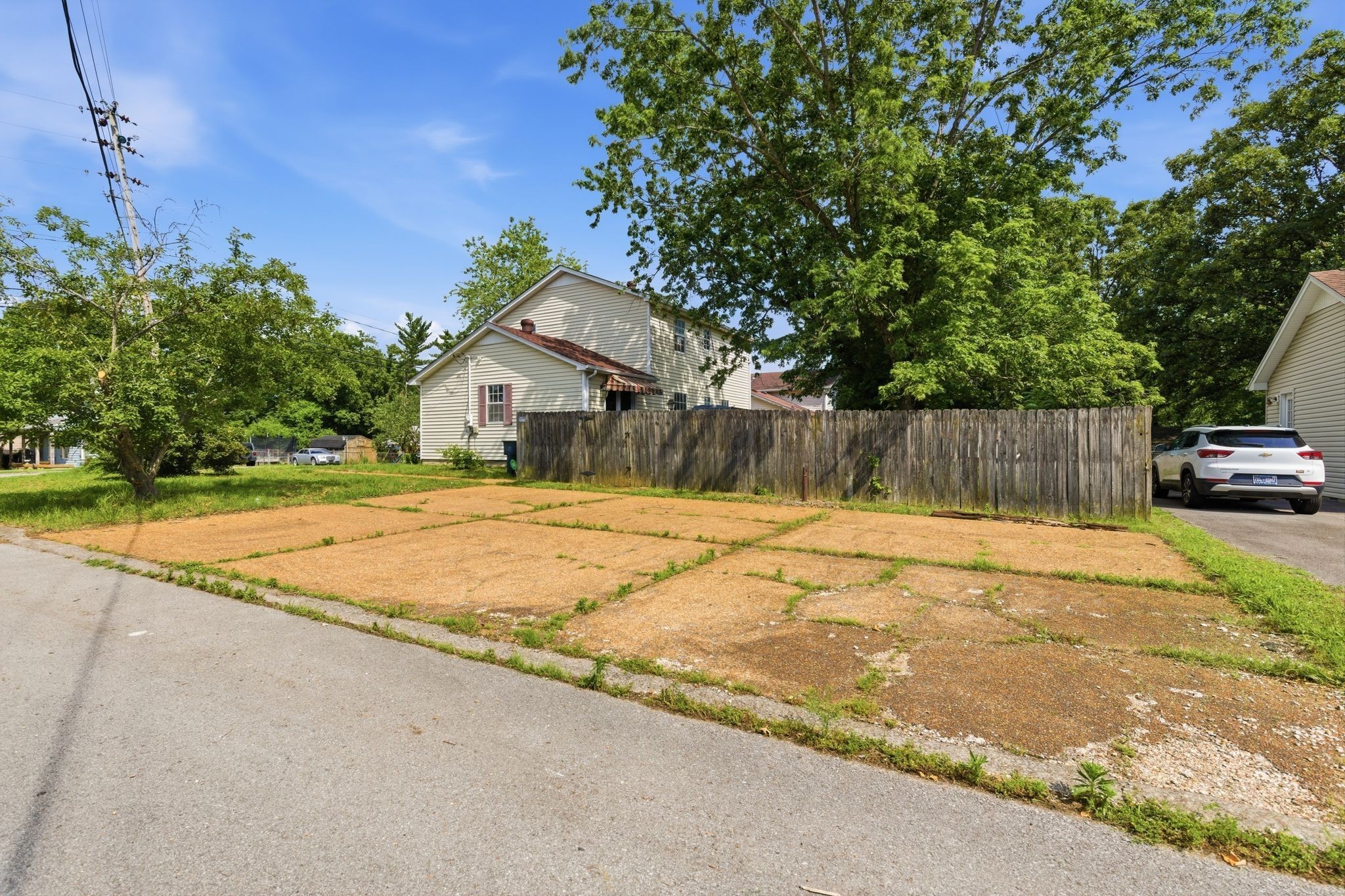 3201 Towne Village Rd, Antioch, TN 37013
