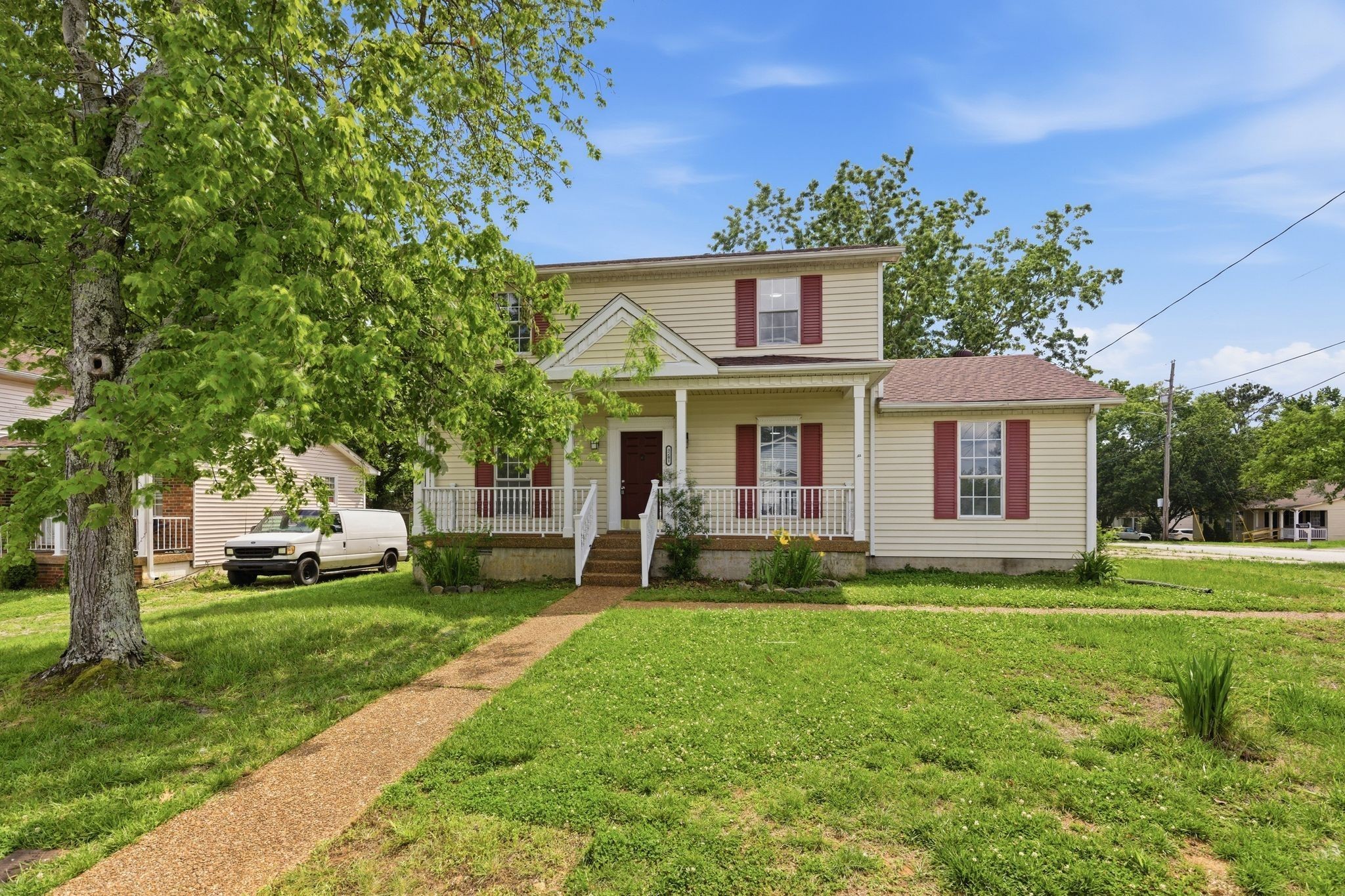 3201 Towne Village Rd, Antioch, TN 37013