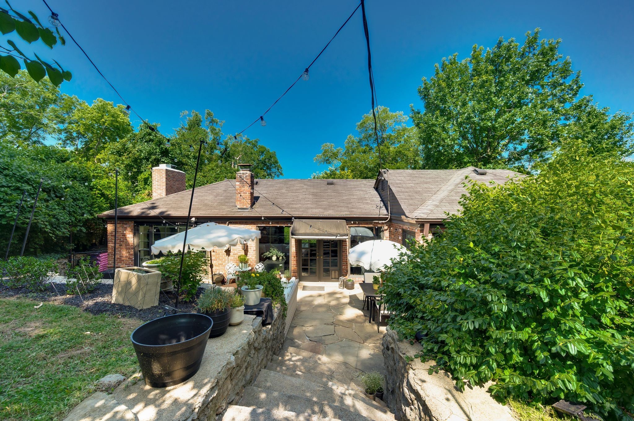 4310 Scenic Dr, Nashville, TN 37204