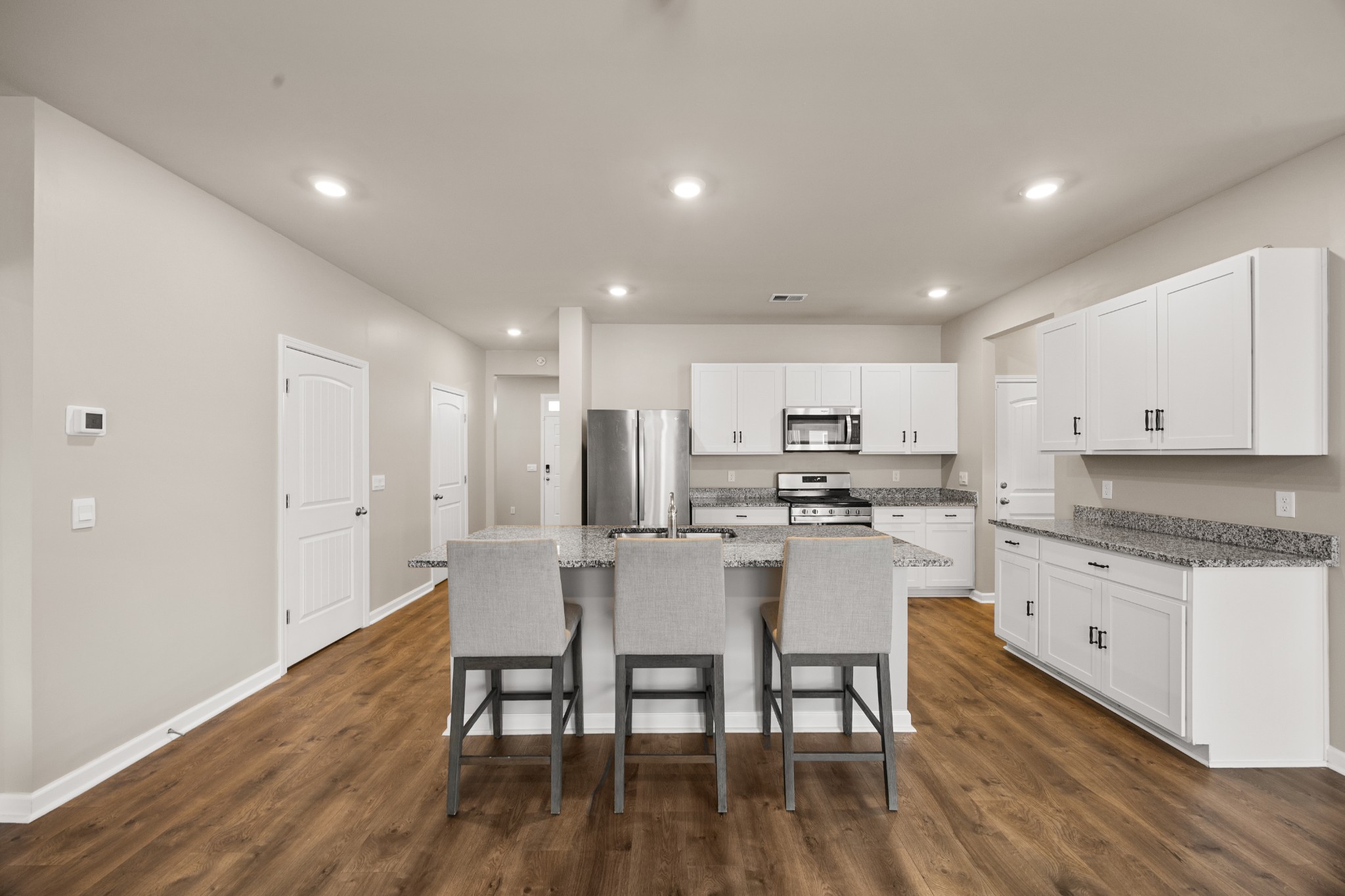 1138 Barry Baker Ln, White House, TN 37188
