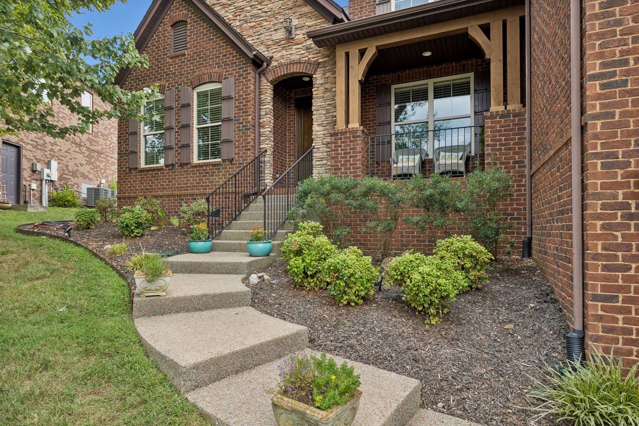 4709 Medalist Cir, Hermitage, TN 37076