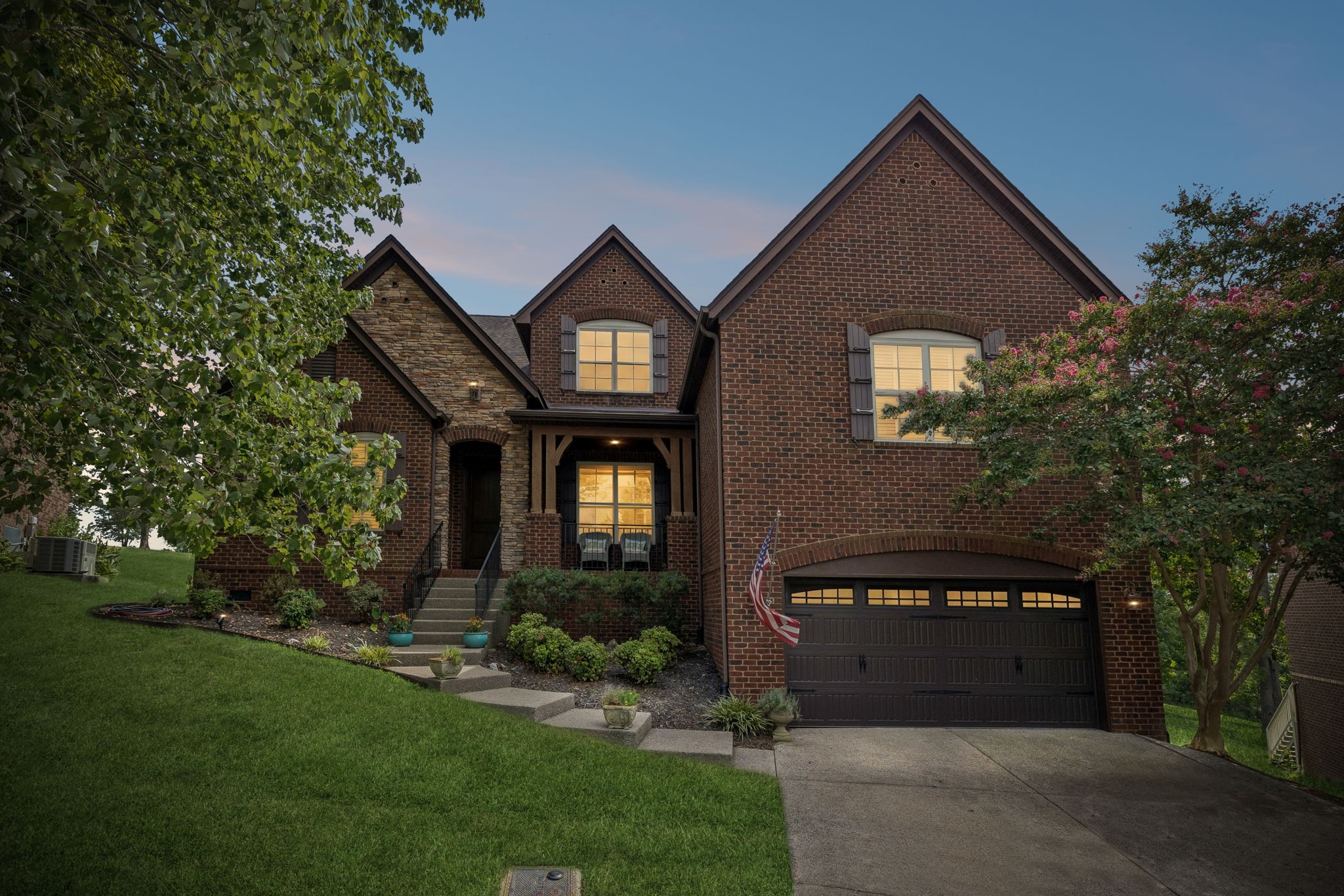4709 Medalist Cir, Hermitage, TN 37076
