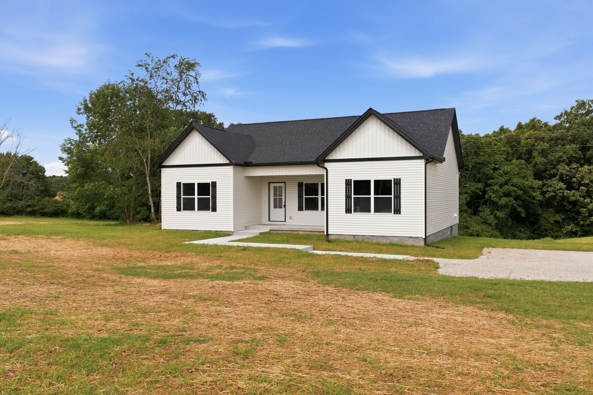 1434 East Piney Rd, Dickson, TN 37055