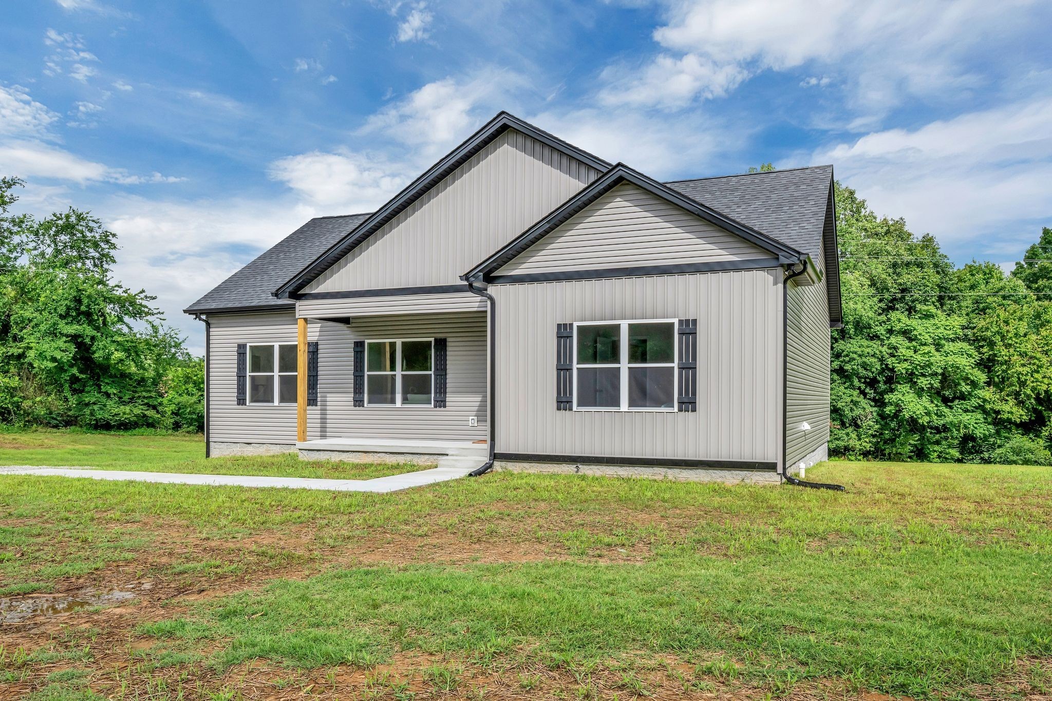 1442 East Piney Rd, Dickson, TN 37055