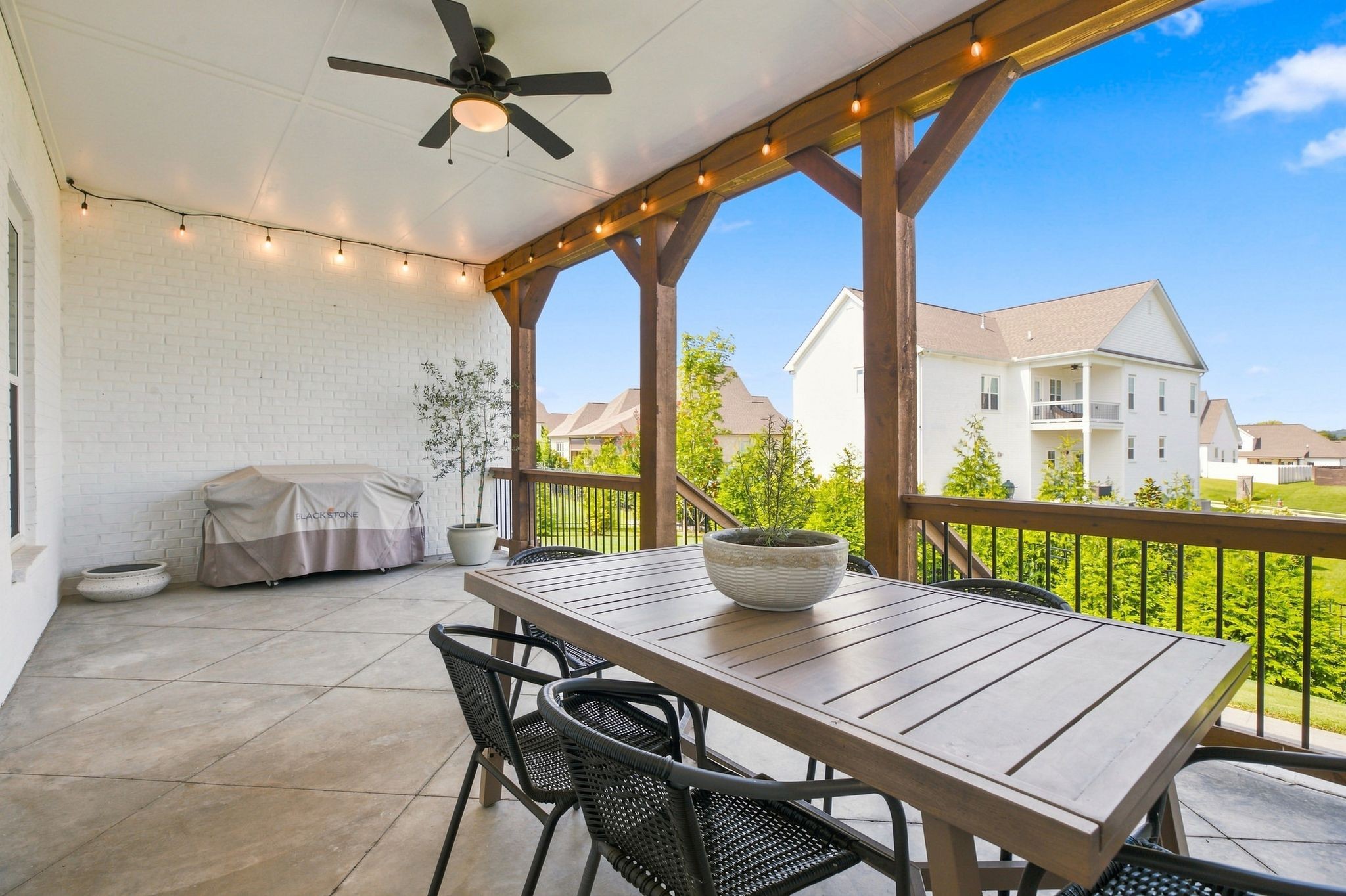 6083 Kidman Ln, Spring Hill, TN 37174