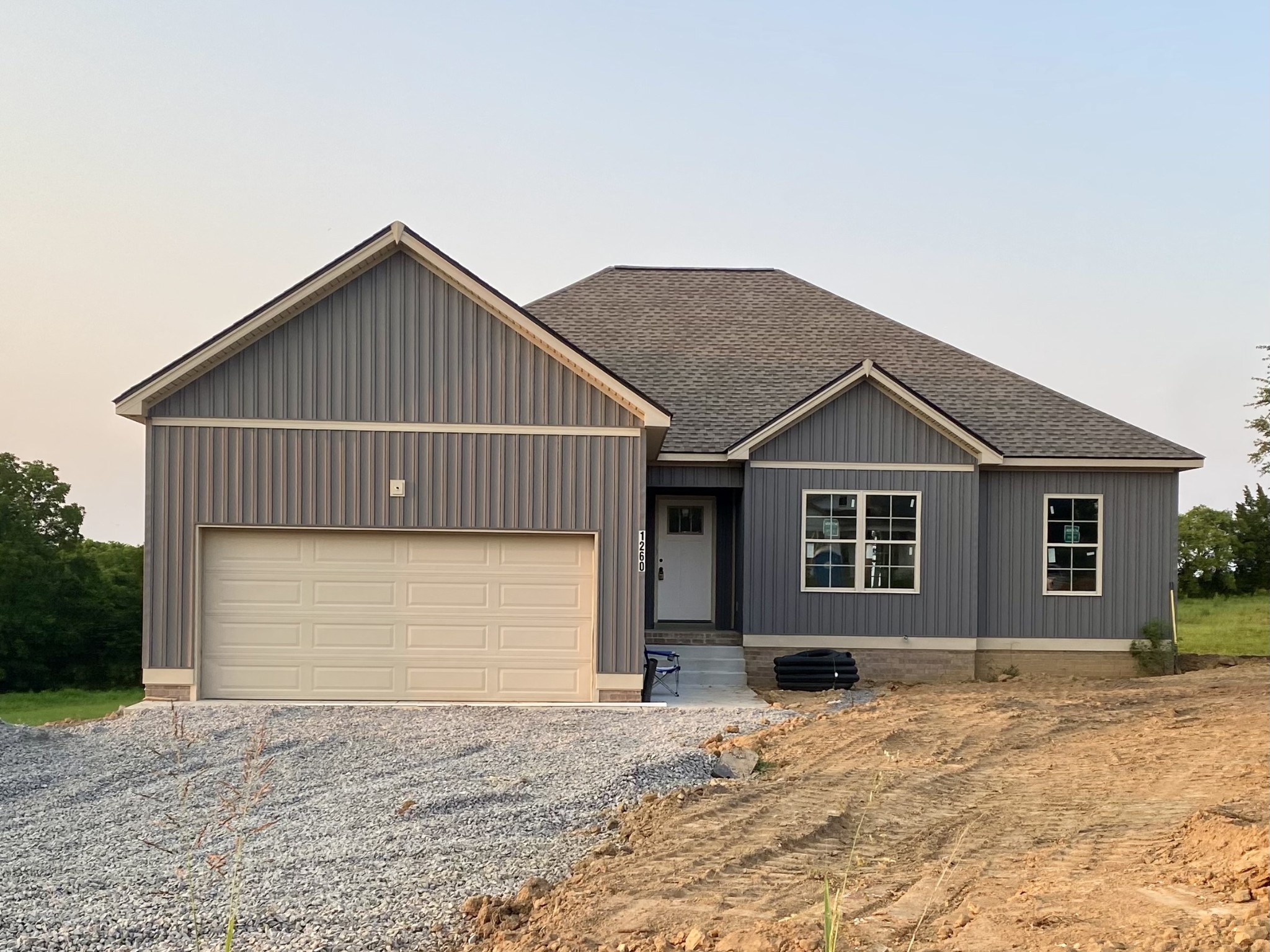 1260 Vickie Ln, Portland, TN 37148