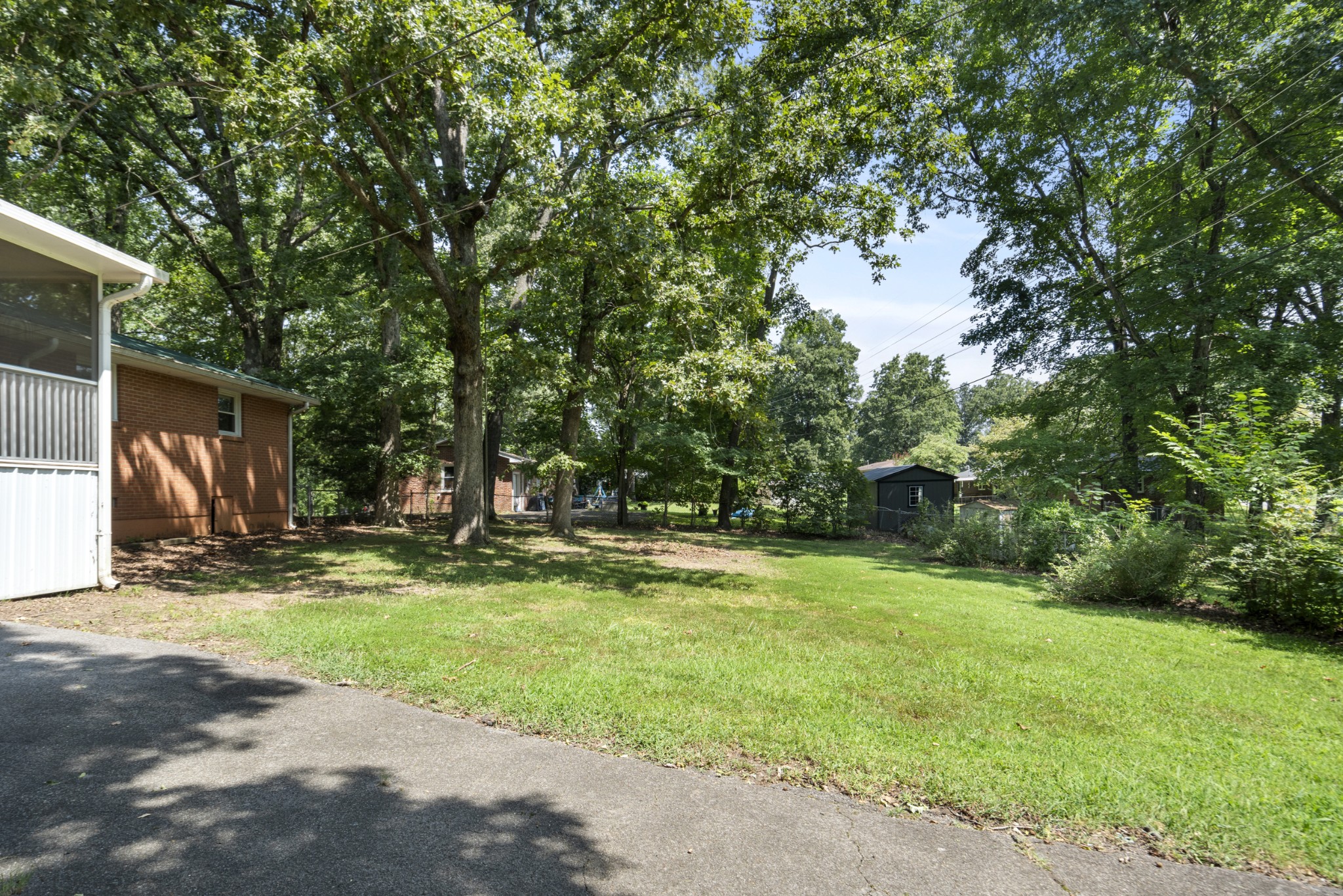 306 Cedarview Dr, Dickson, TN 37055
