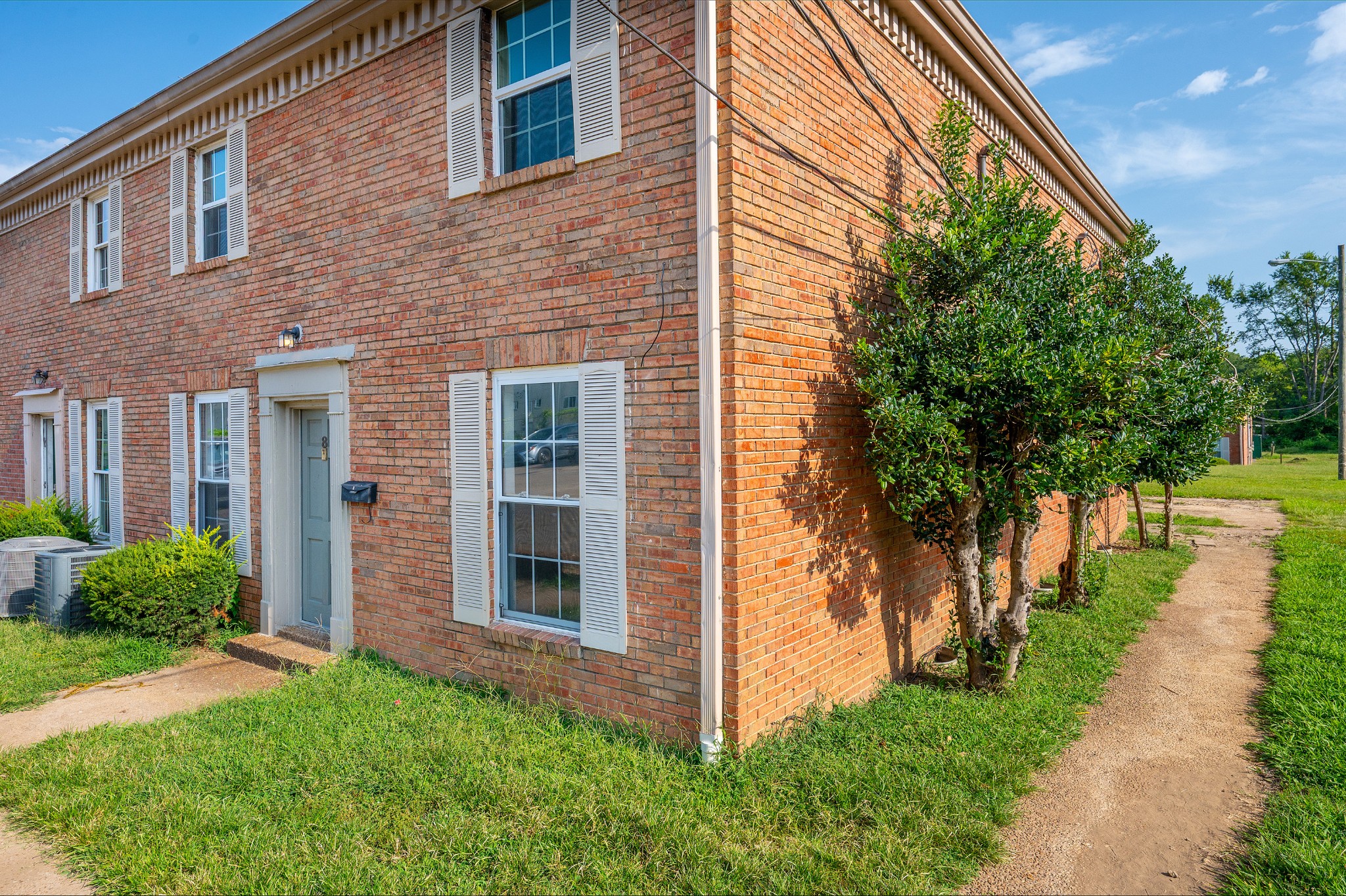 323 Forest Park Rd #5-8, Madison, TN 37115
