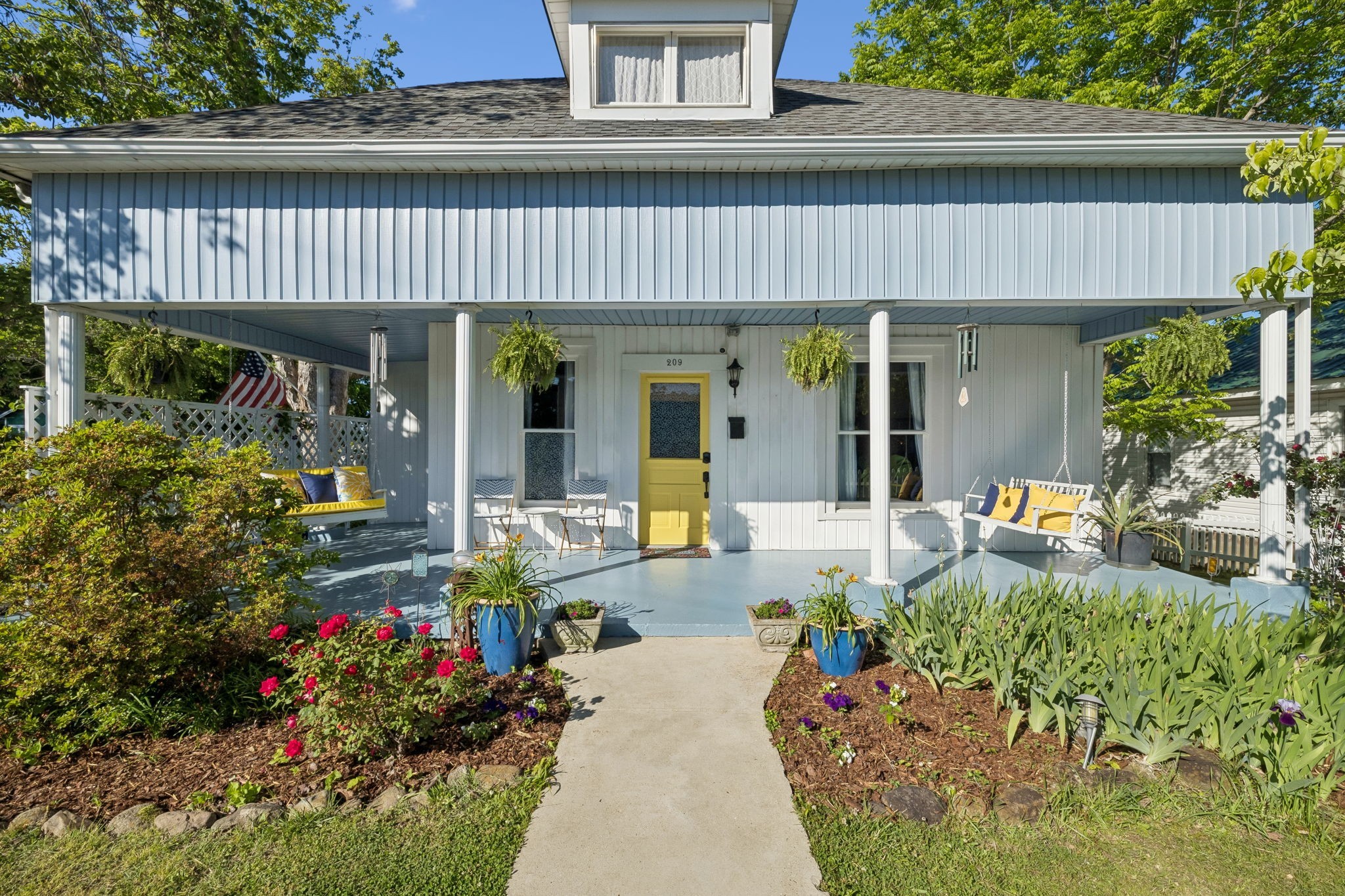209 Murrell St, Dickson, TN 37055