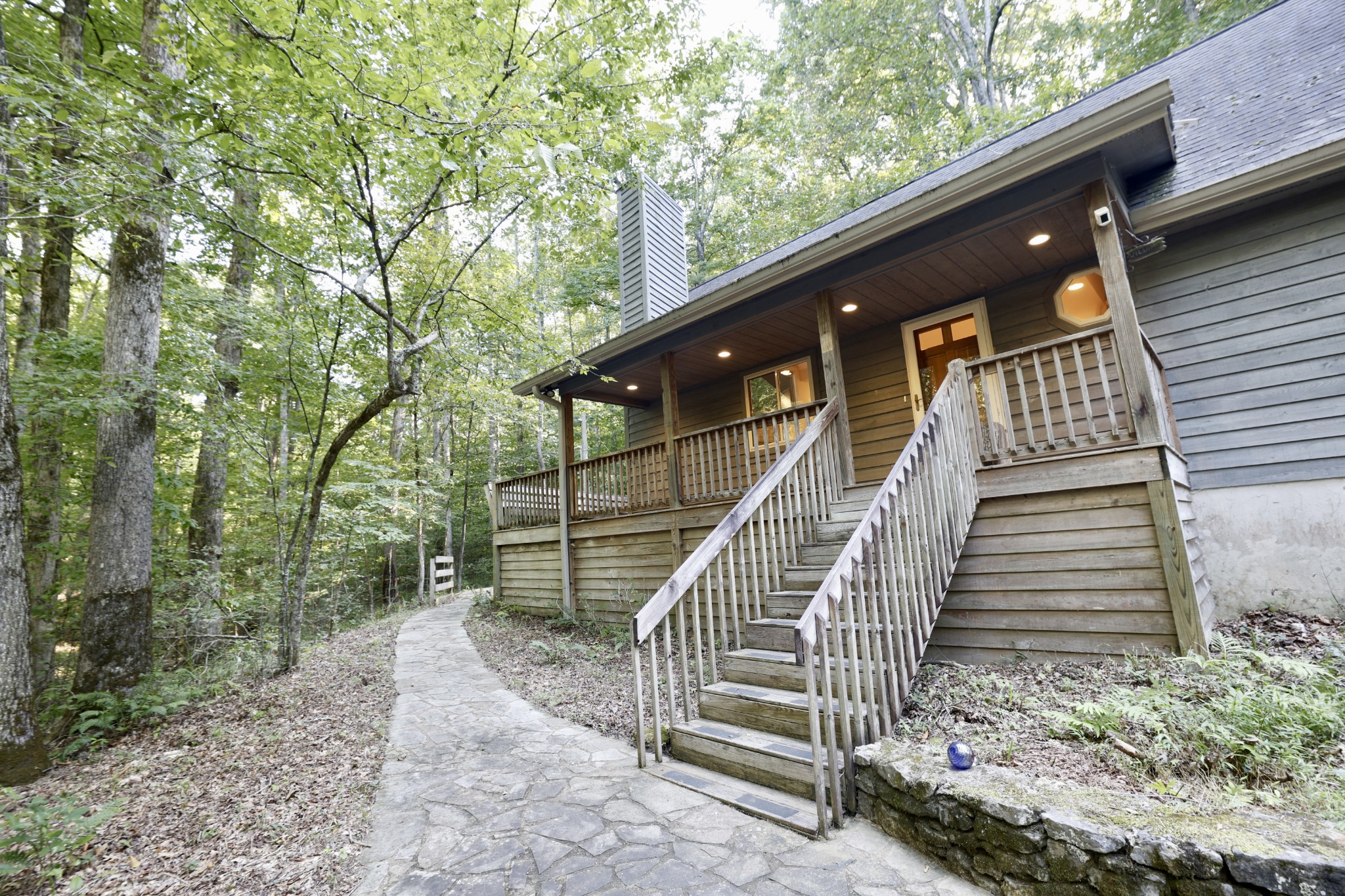1336 Big Tom Rd, Kingston Springs, TN 37082
