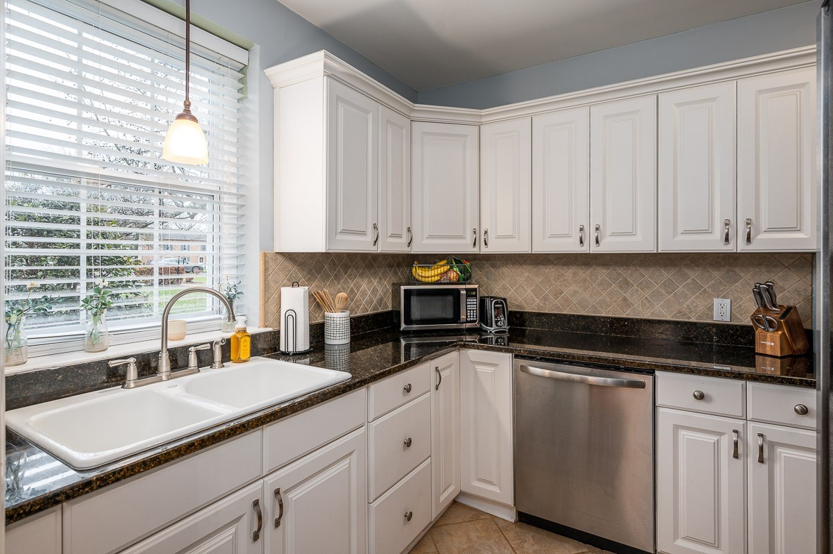 1112 Clifton Ln #10, Nashville, TN 37204