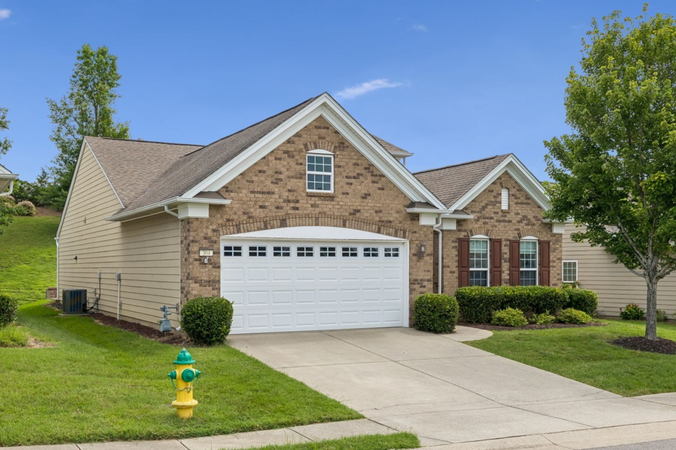 304 Palisade Dr, Mount Juliet, TN 37122