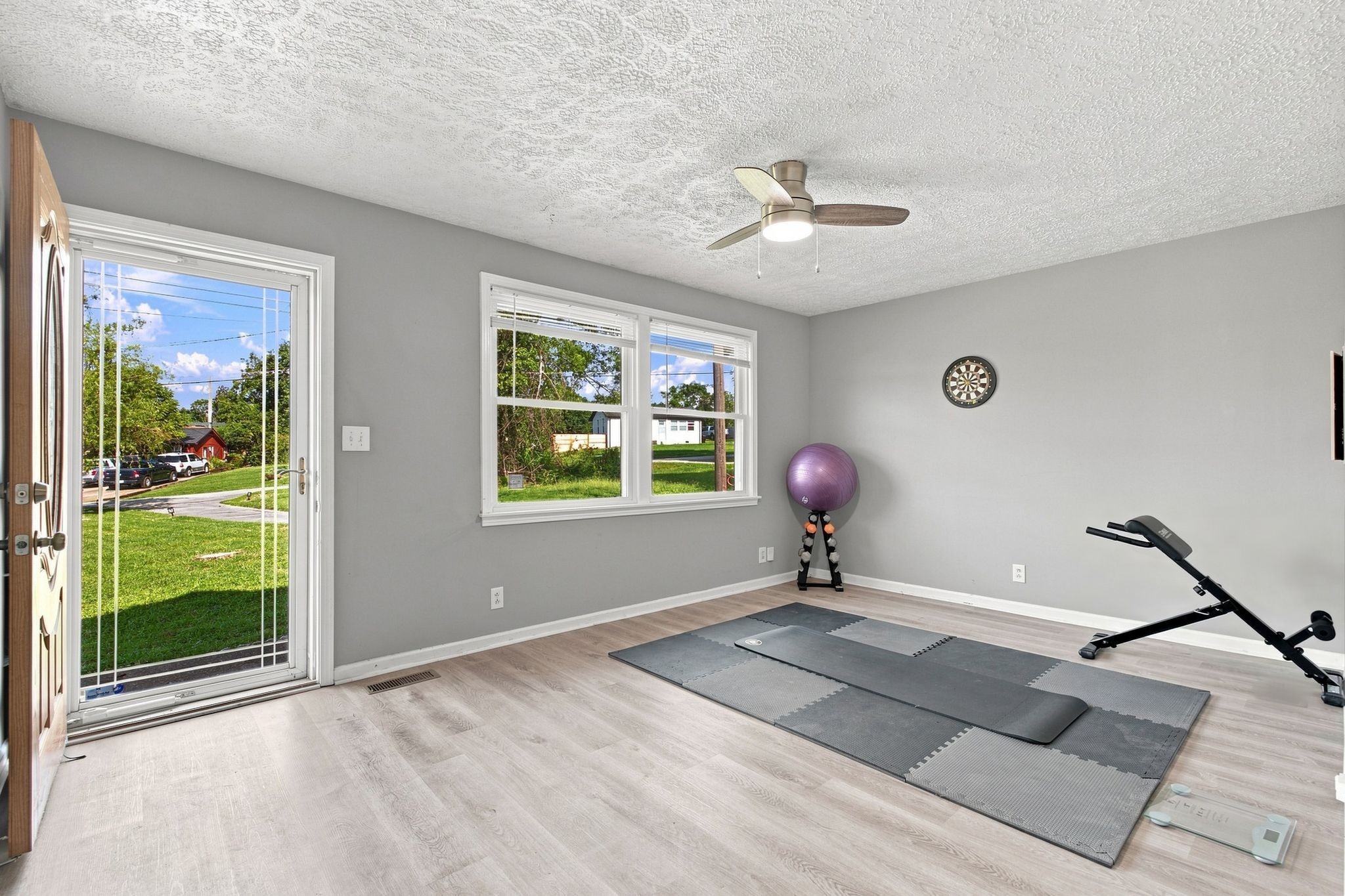 106 River Rd, Hendersonville, TN 37075