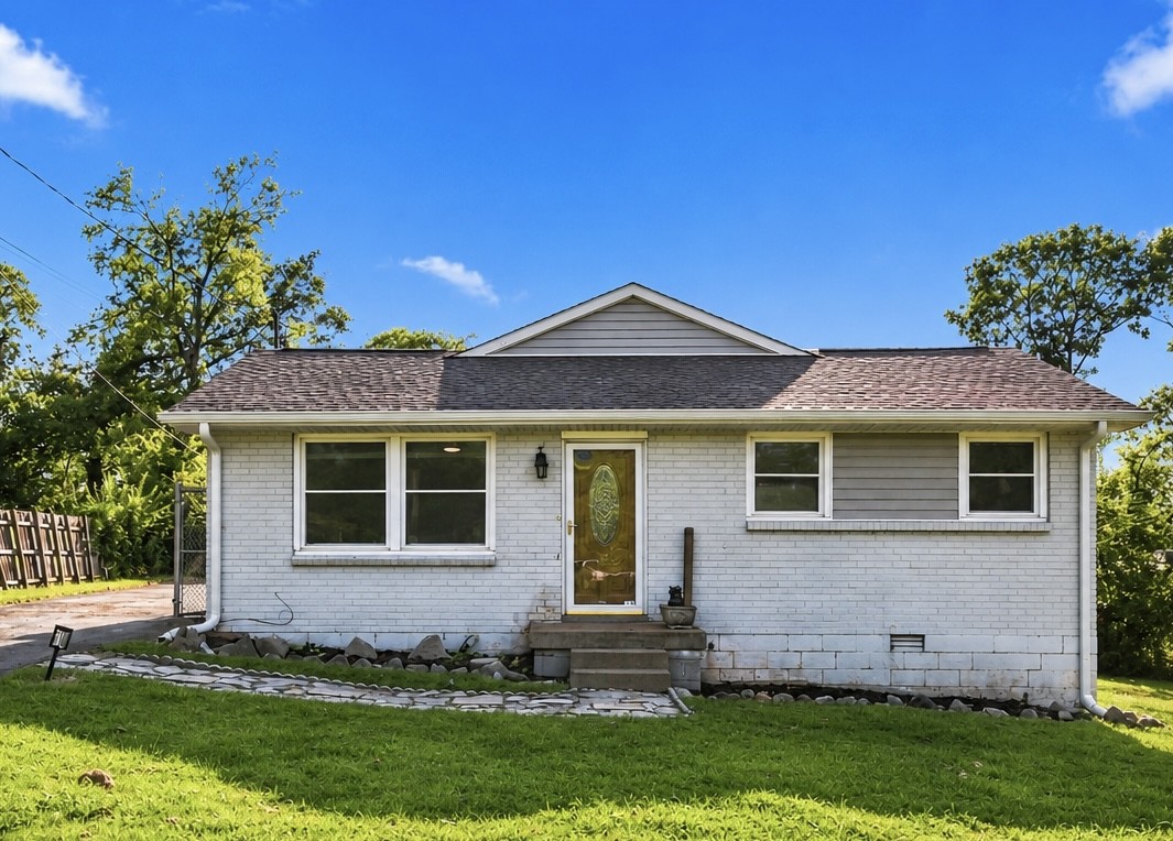 106 River Rd, Hendersonville, TN 37075