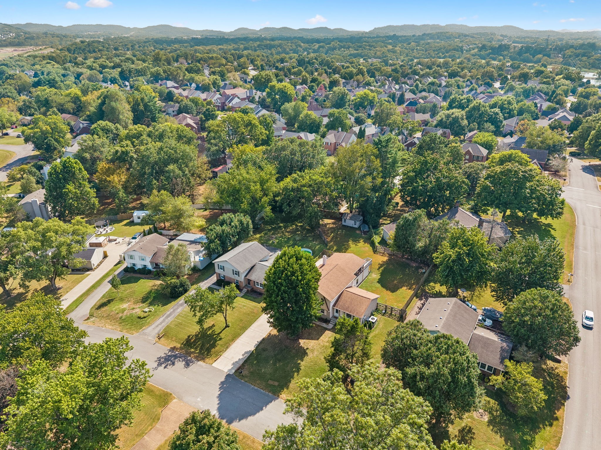 708 Countrywood Dr, Franklin, TN 37064