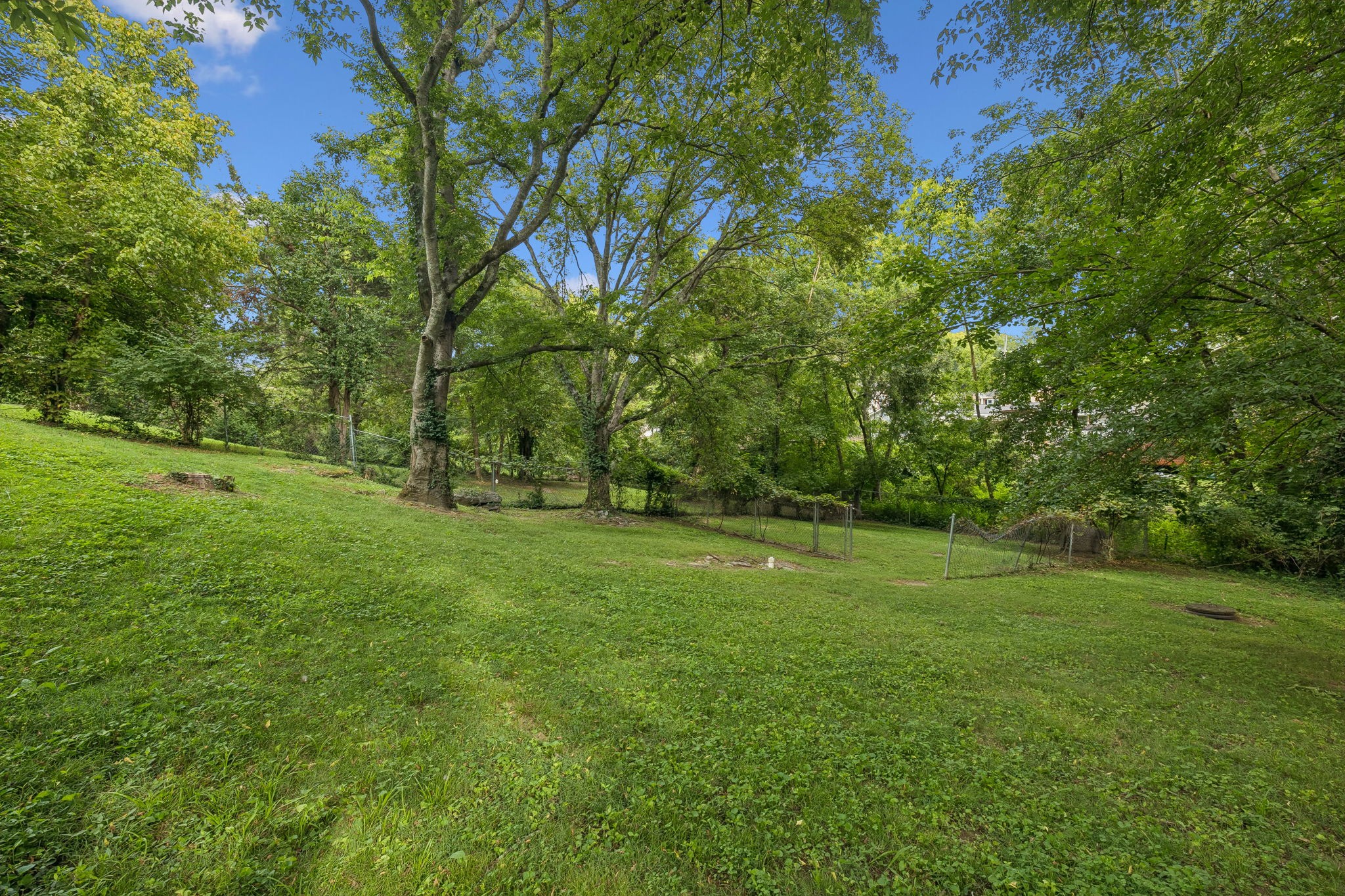 2601 Woodberry Dr, Nashville, TN 37214