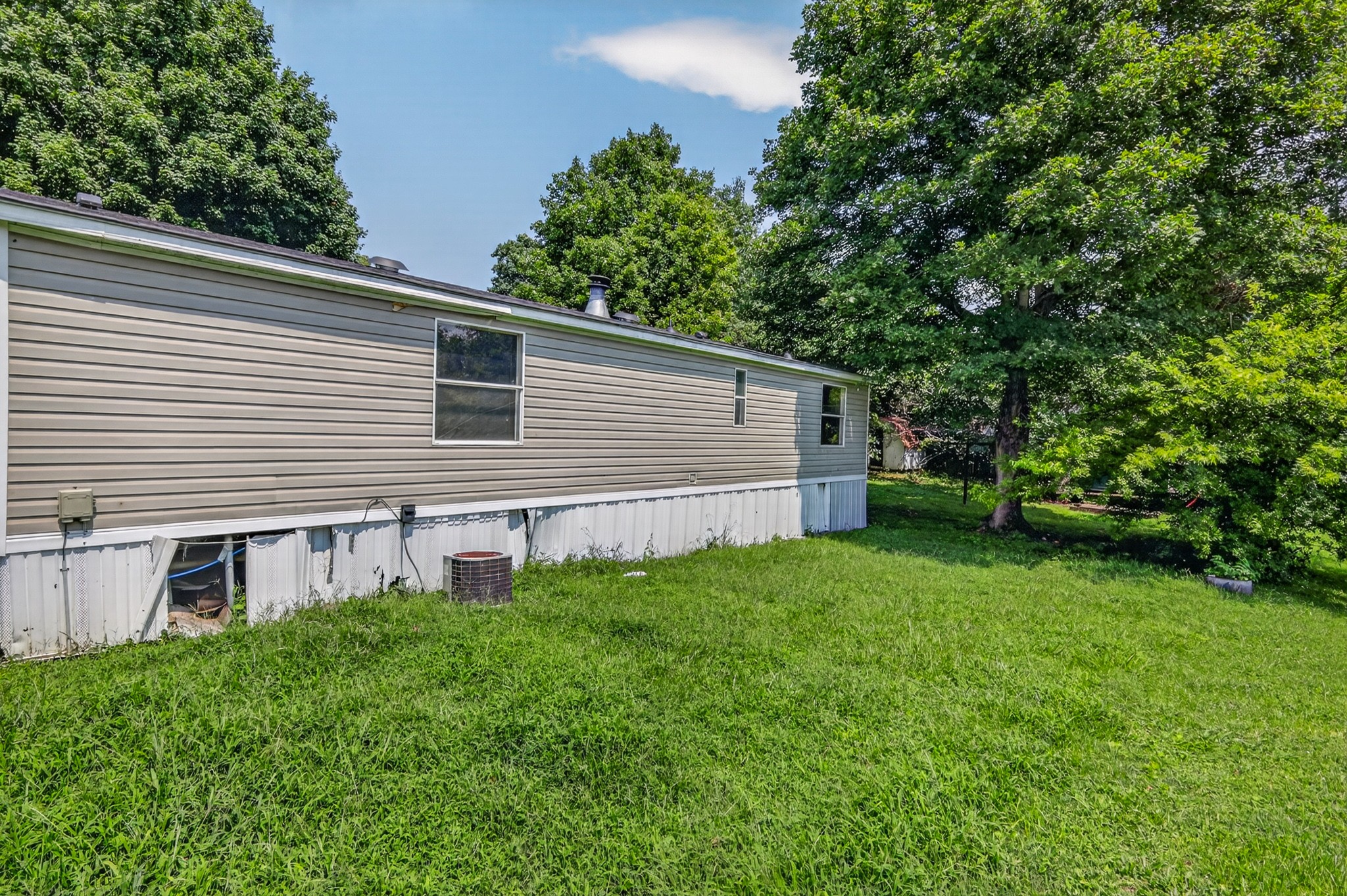 828 N Brown St, Springfield, TN 37172