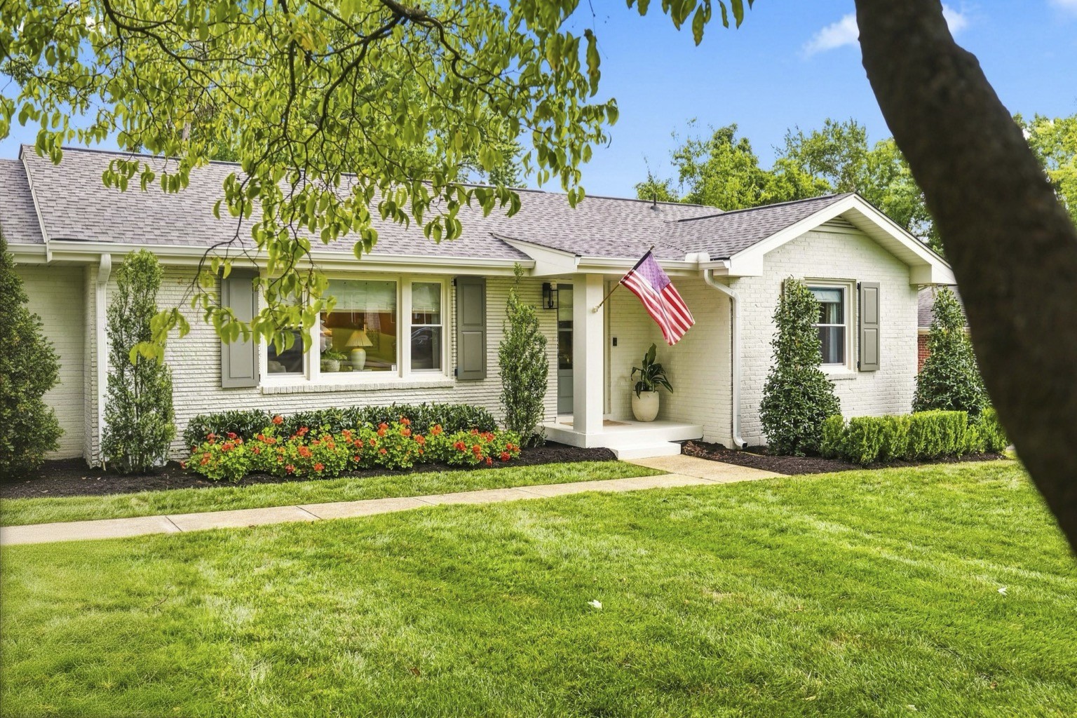 5006 Churchill Dr, Nashville, TN 37211