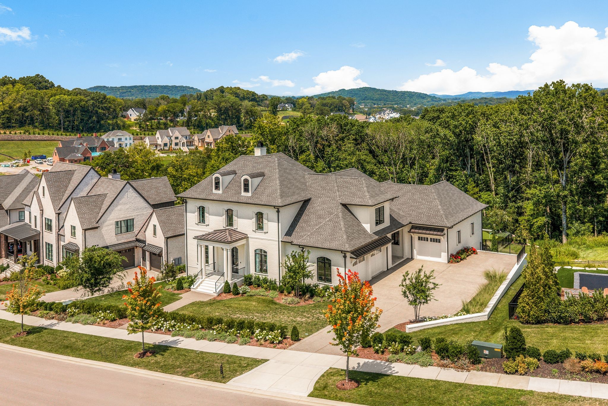 8073 Heirloom Blvd, College Grove, TN 37046