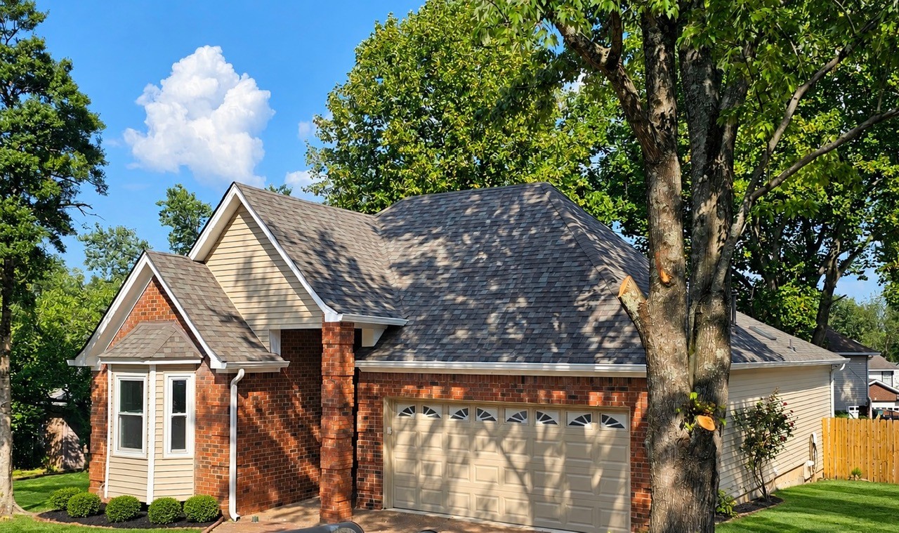 2760 Fleet Dr, Hermitage, TN 37076
