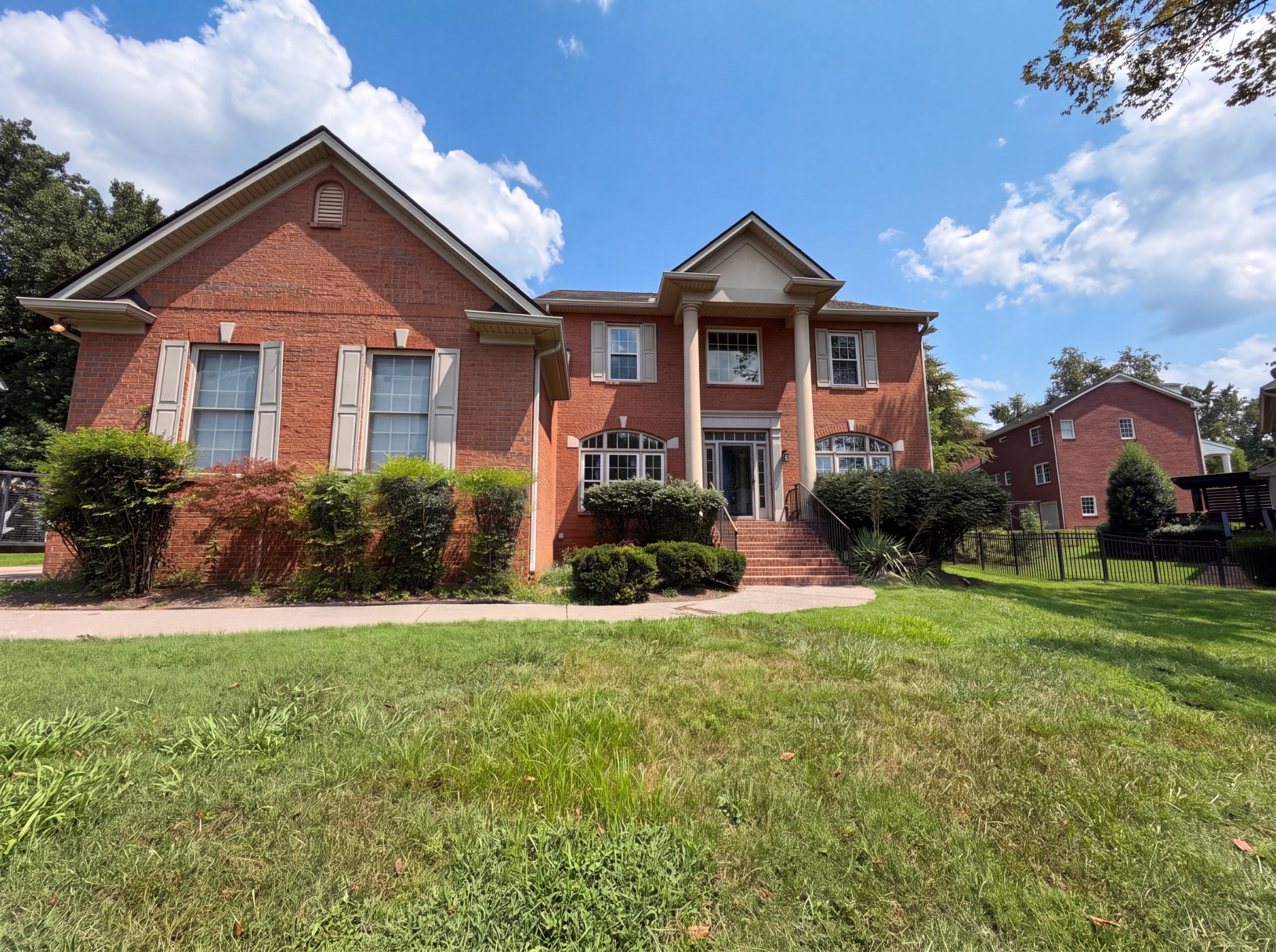 102 Shorecrest Cir, Hendersonville, TN 37075