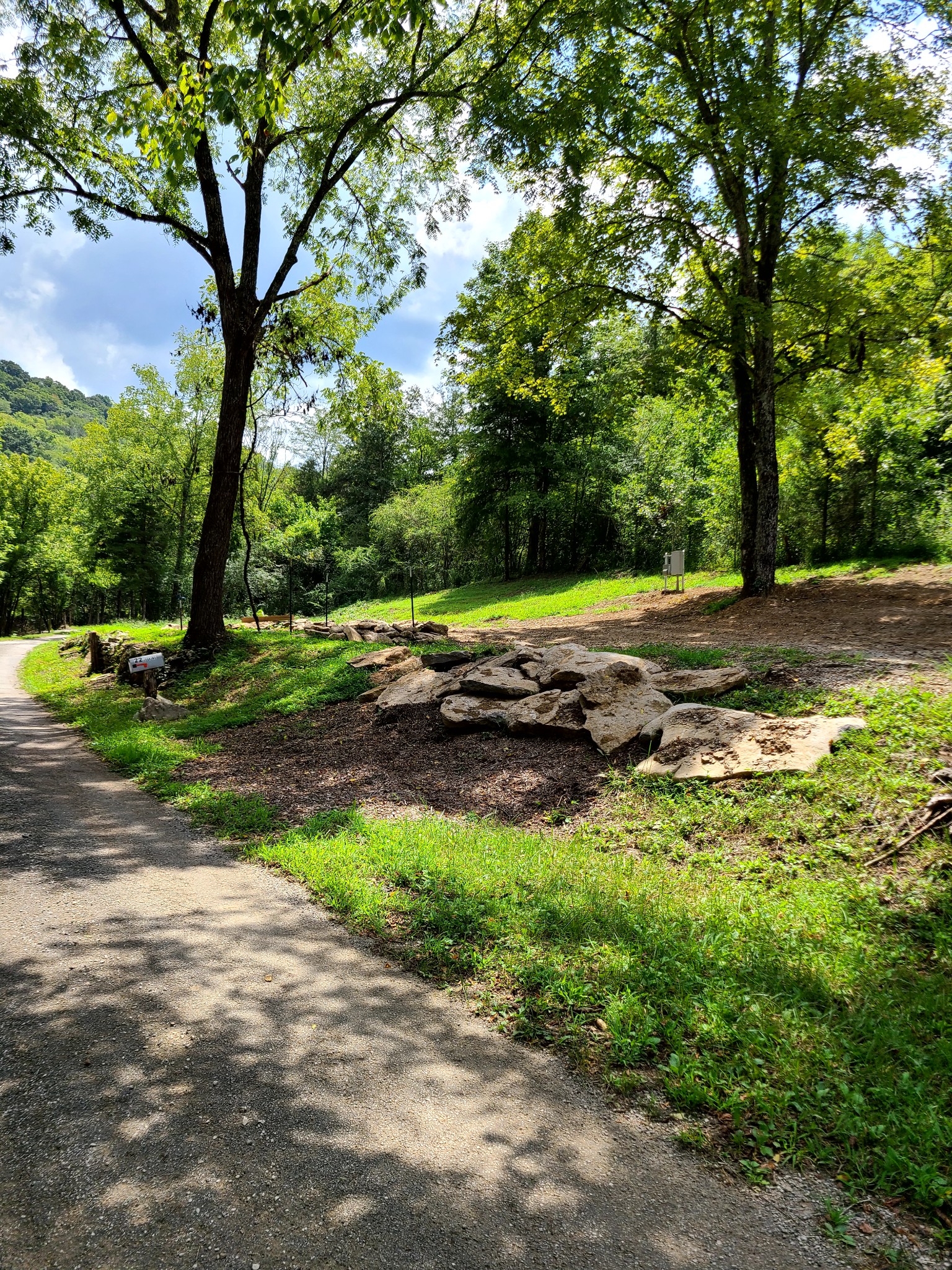 22 Judkins Ln, Hickman, TN 38567