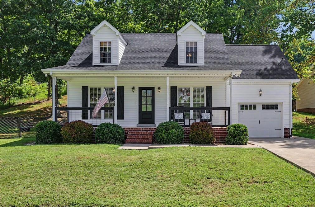 1003 Creek Bottom Rd, White Bluff, TN 37187