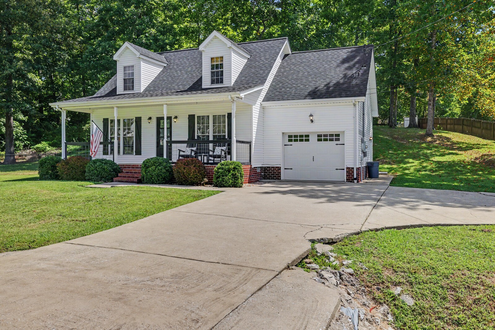 1003 Creek Bottom Rd, White Bluff, TN 37187