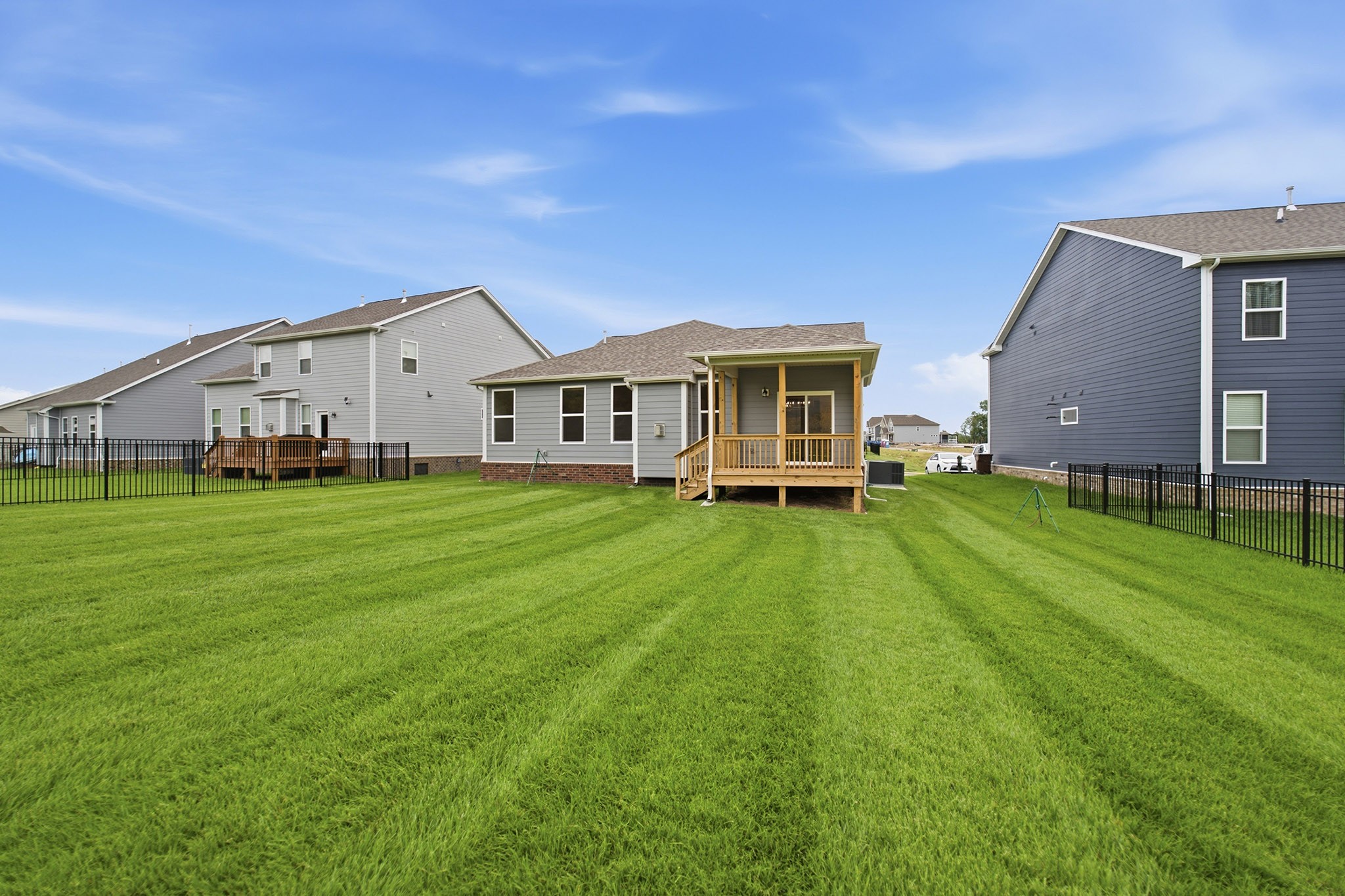 888 Joe Miller Dr, Hendersonville, TN 37075