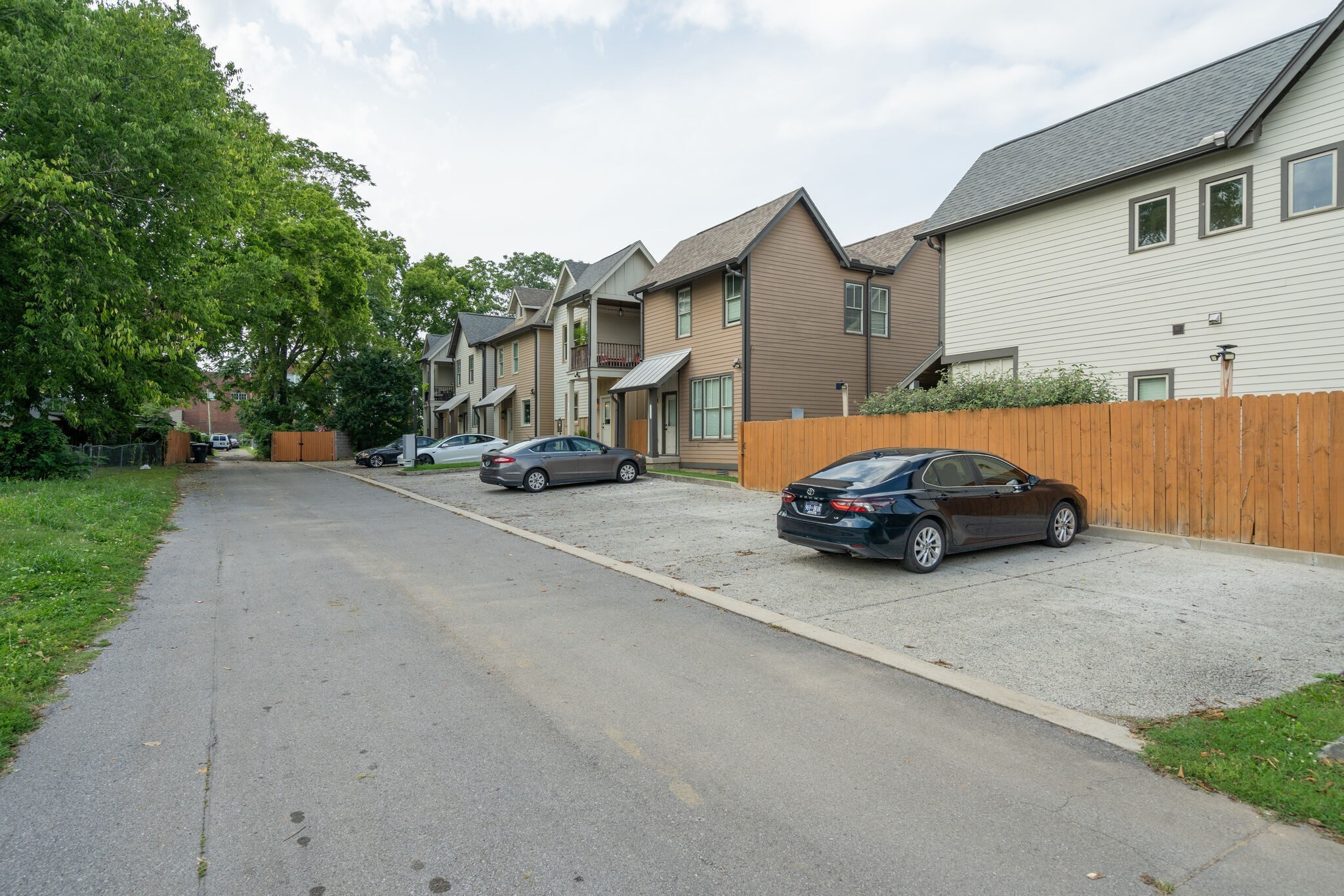 902 Cheatham Pl #A, Nashville, TN 37208