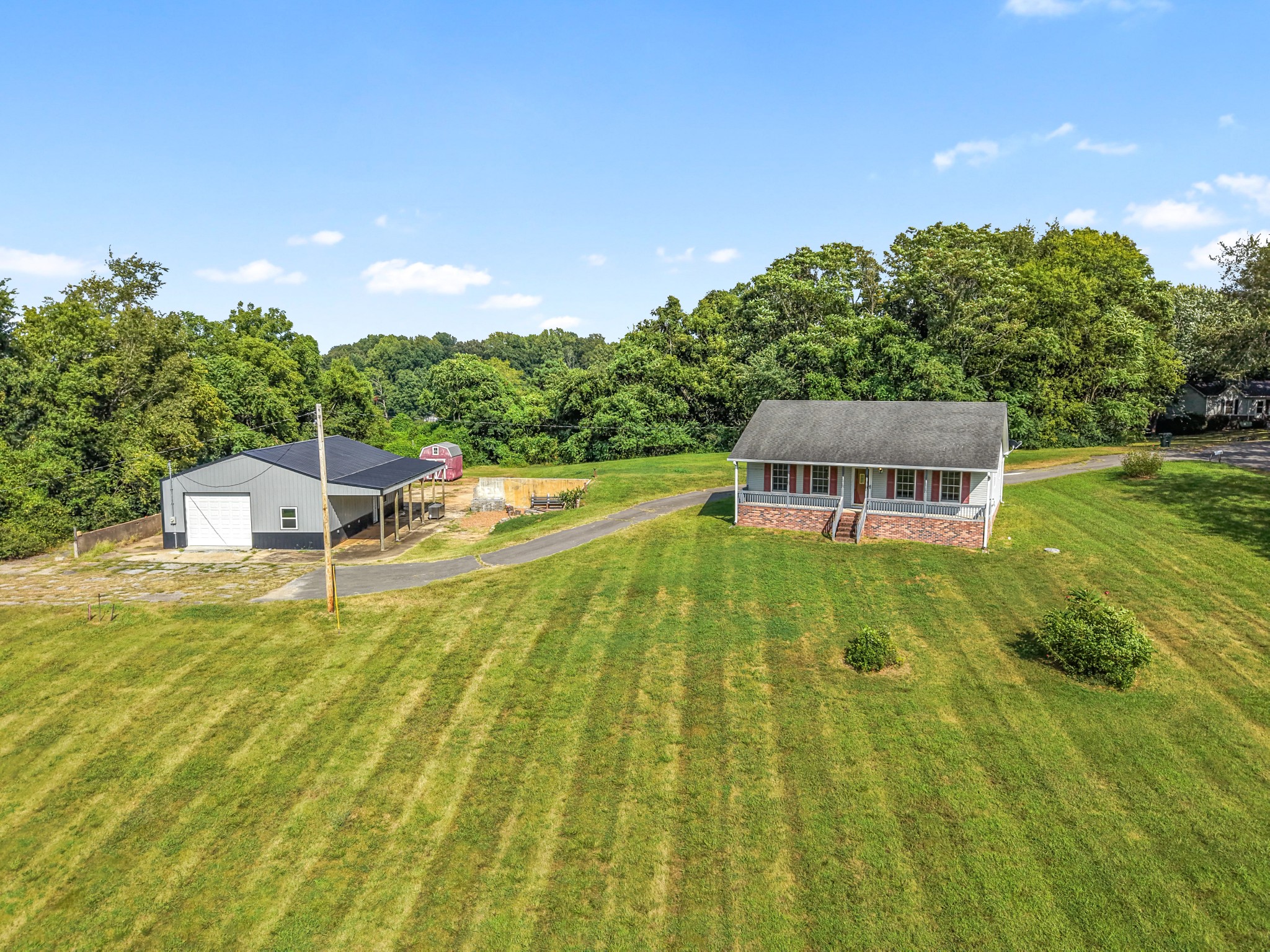 2016 Ridgecrest Cir, Dickson, TN 37055