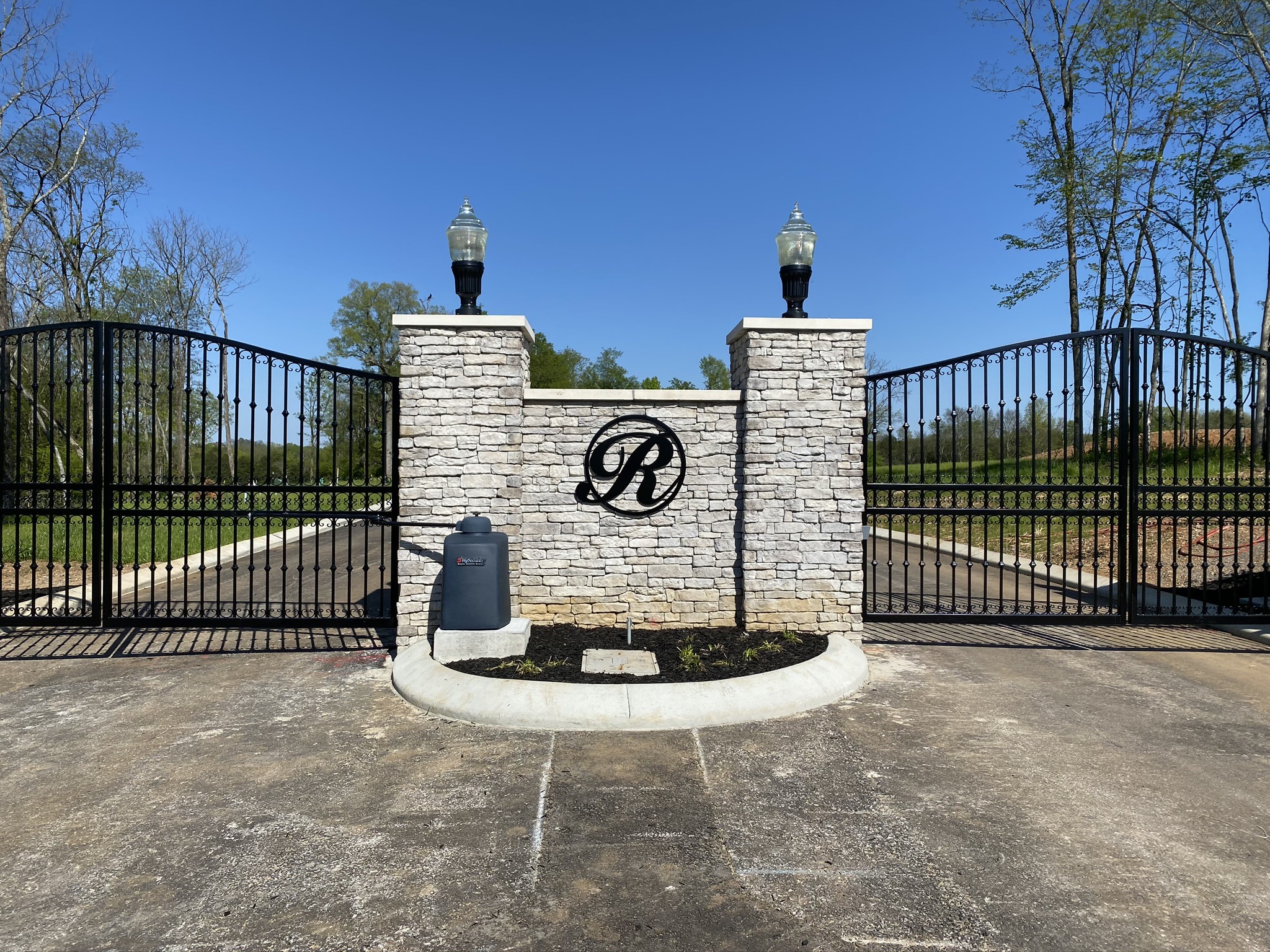 1137 Willow Springs Dr, Lebanon, TN 37087