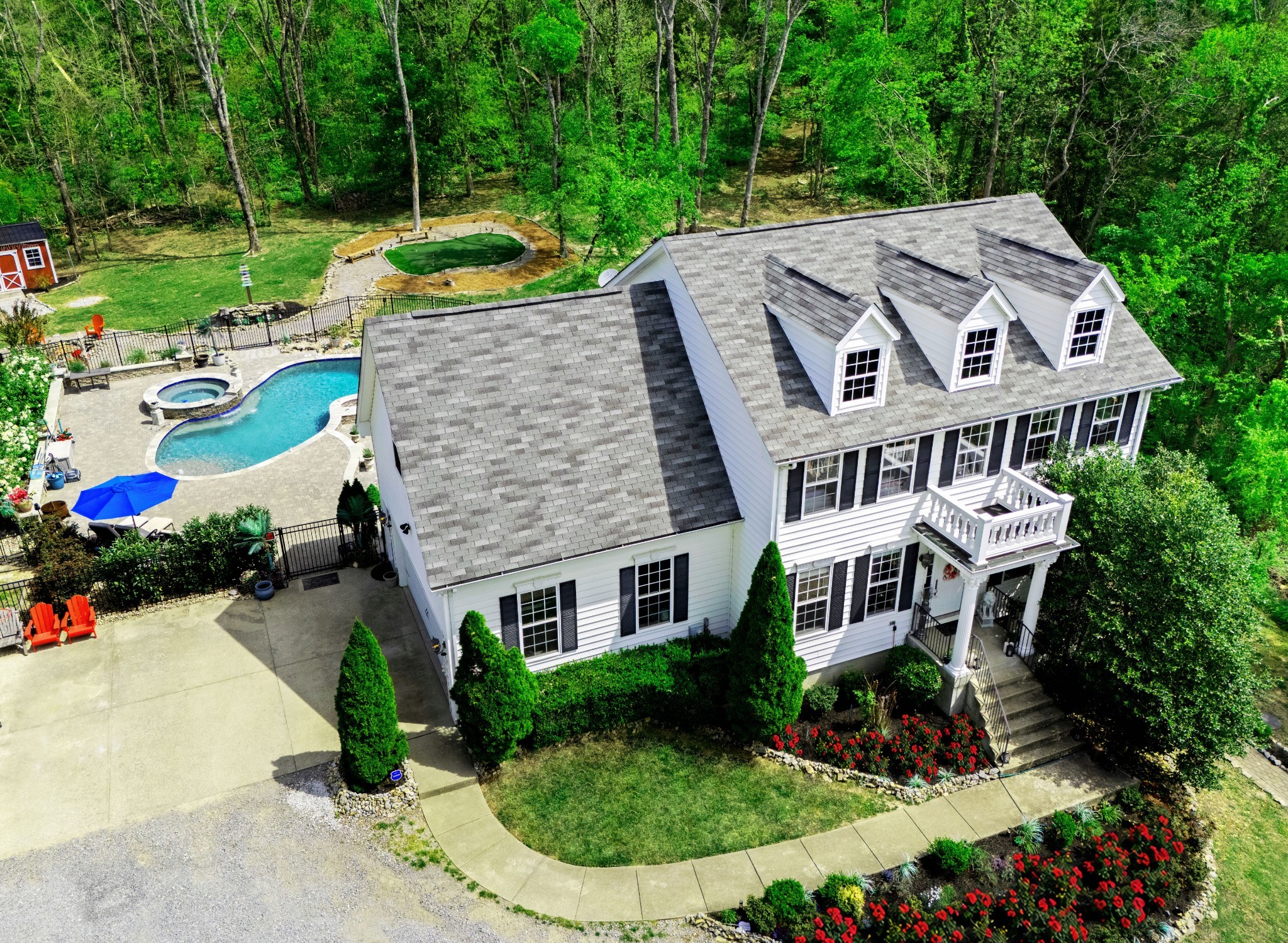 2870 Leonard Creek Ln, Arrington, TN 37014