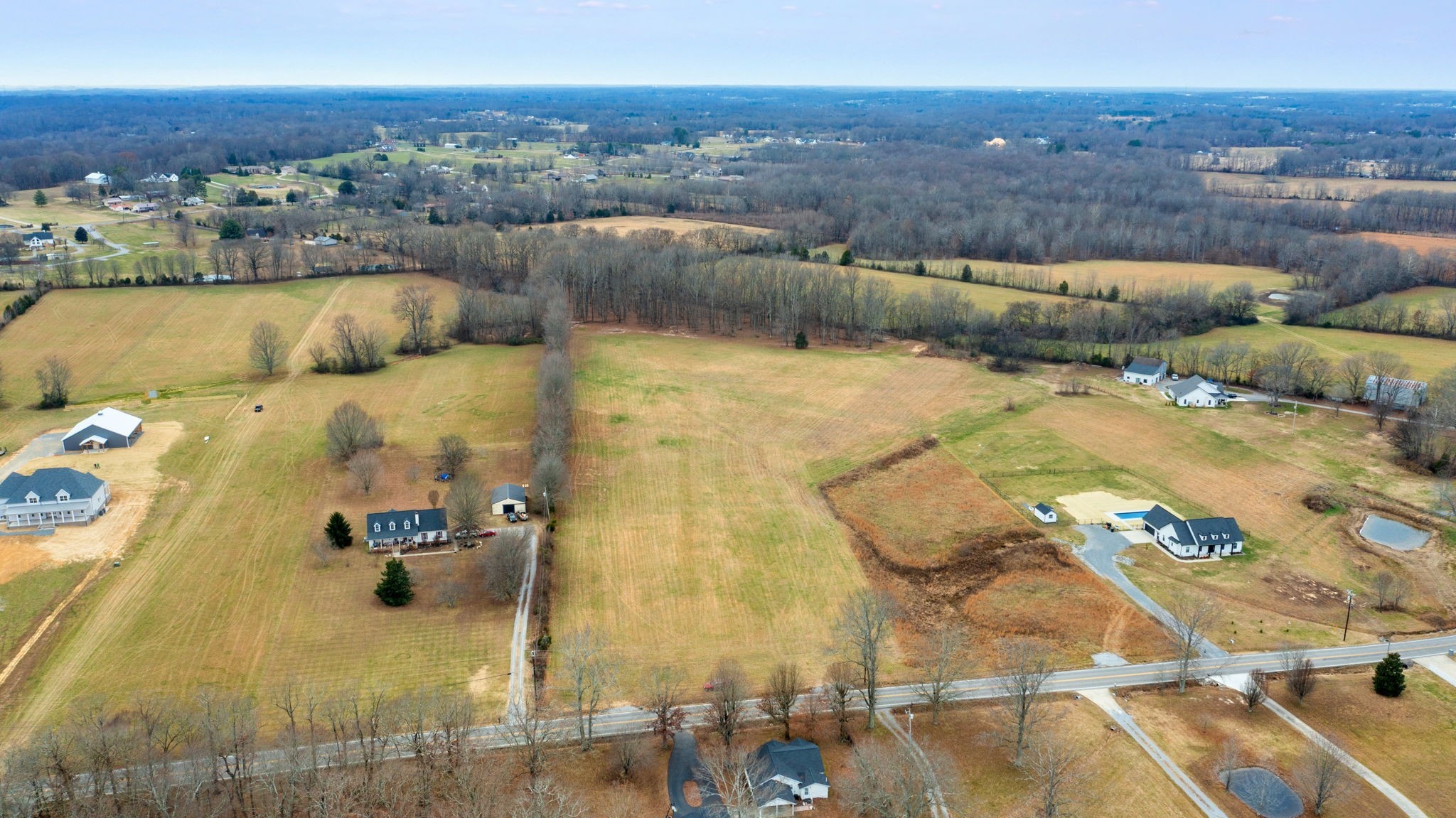 3017 Highway 25, Cottontown, TN 37048