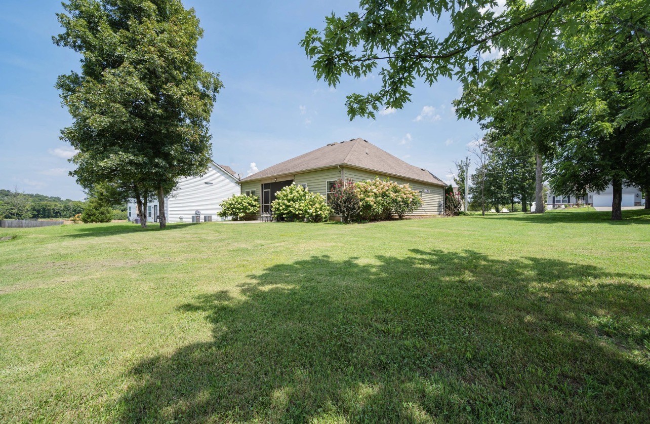 813 Silverhill Dr, Murfreesboro, TN 37129
