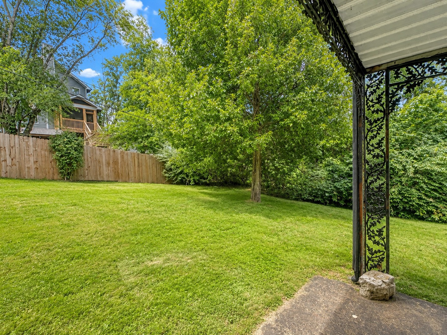 6413 Premier Dr, Nashville, TN 37209