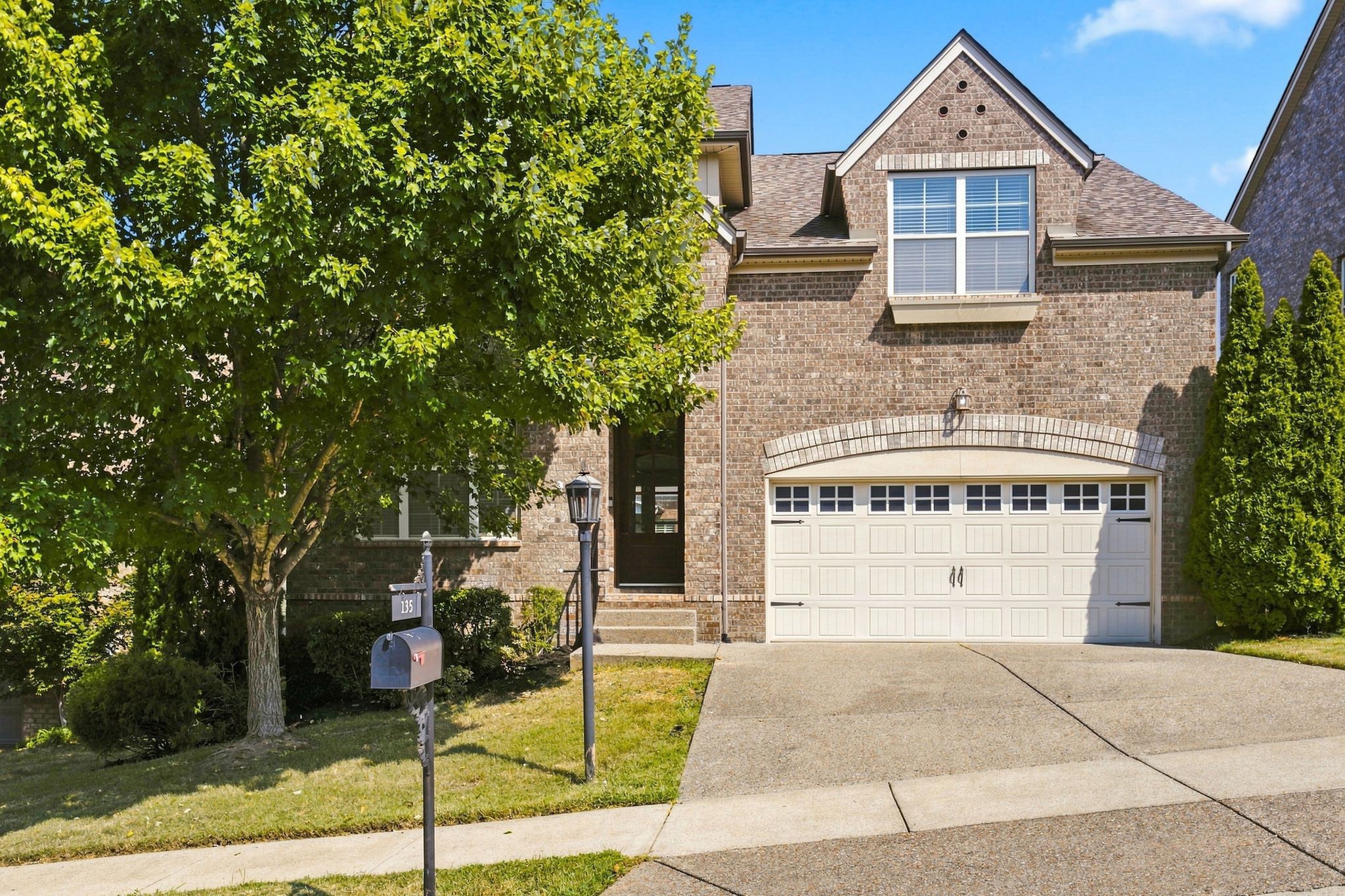 135 Cobbler Cir, Hendersonville, TN 37075