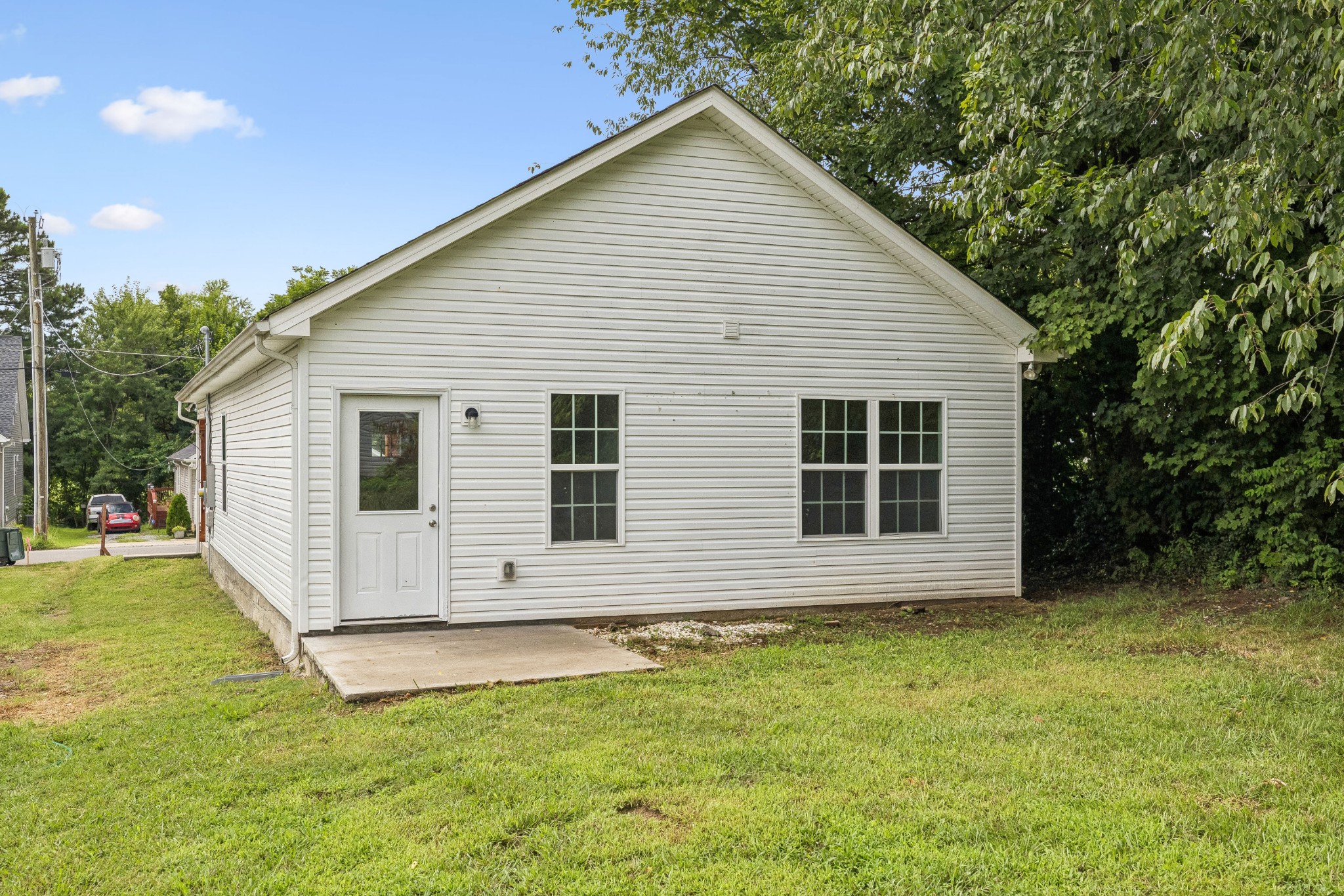 117 21st Ave W, Springfield, TN 37172