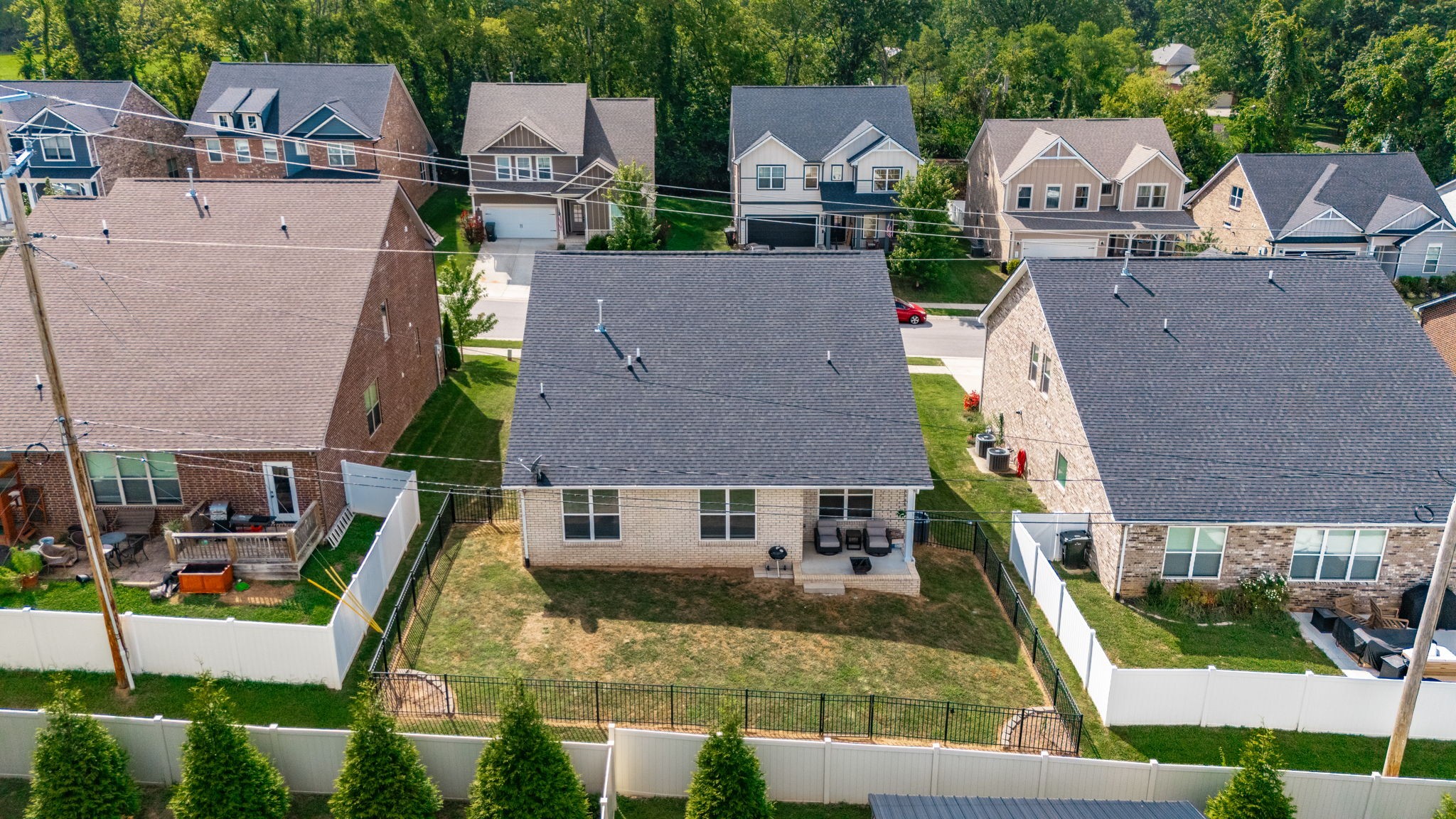 241 Griffin Ln, Gallatin, TN 37066